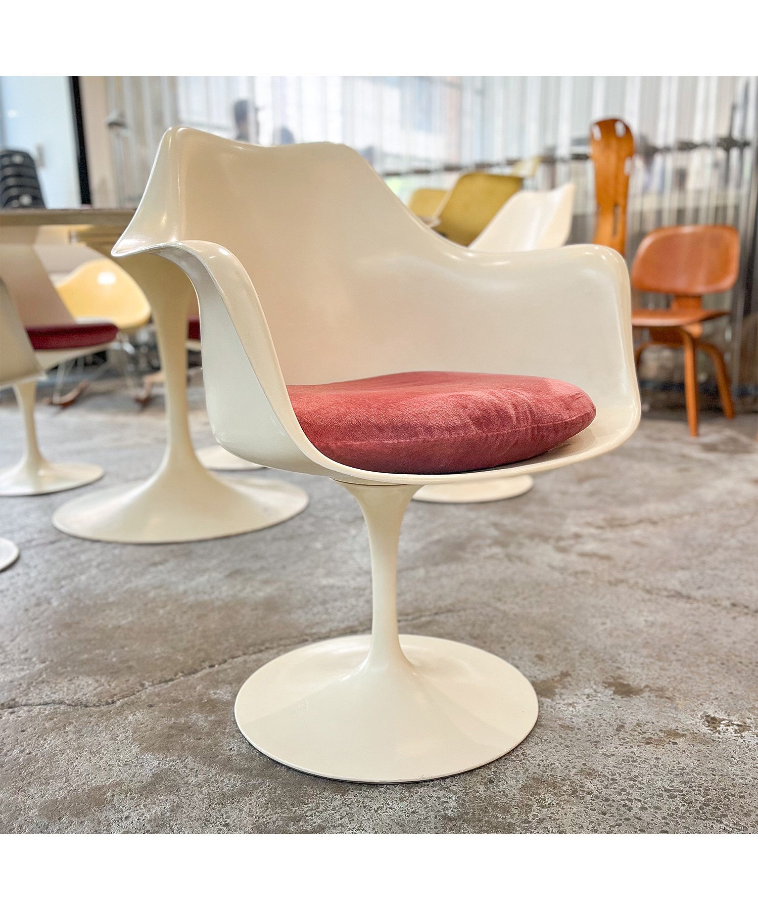 Saarinen Tulip Arm Chair / Eero Saarinen / Knoll / 1960年代製