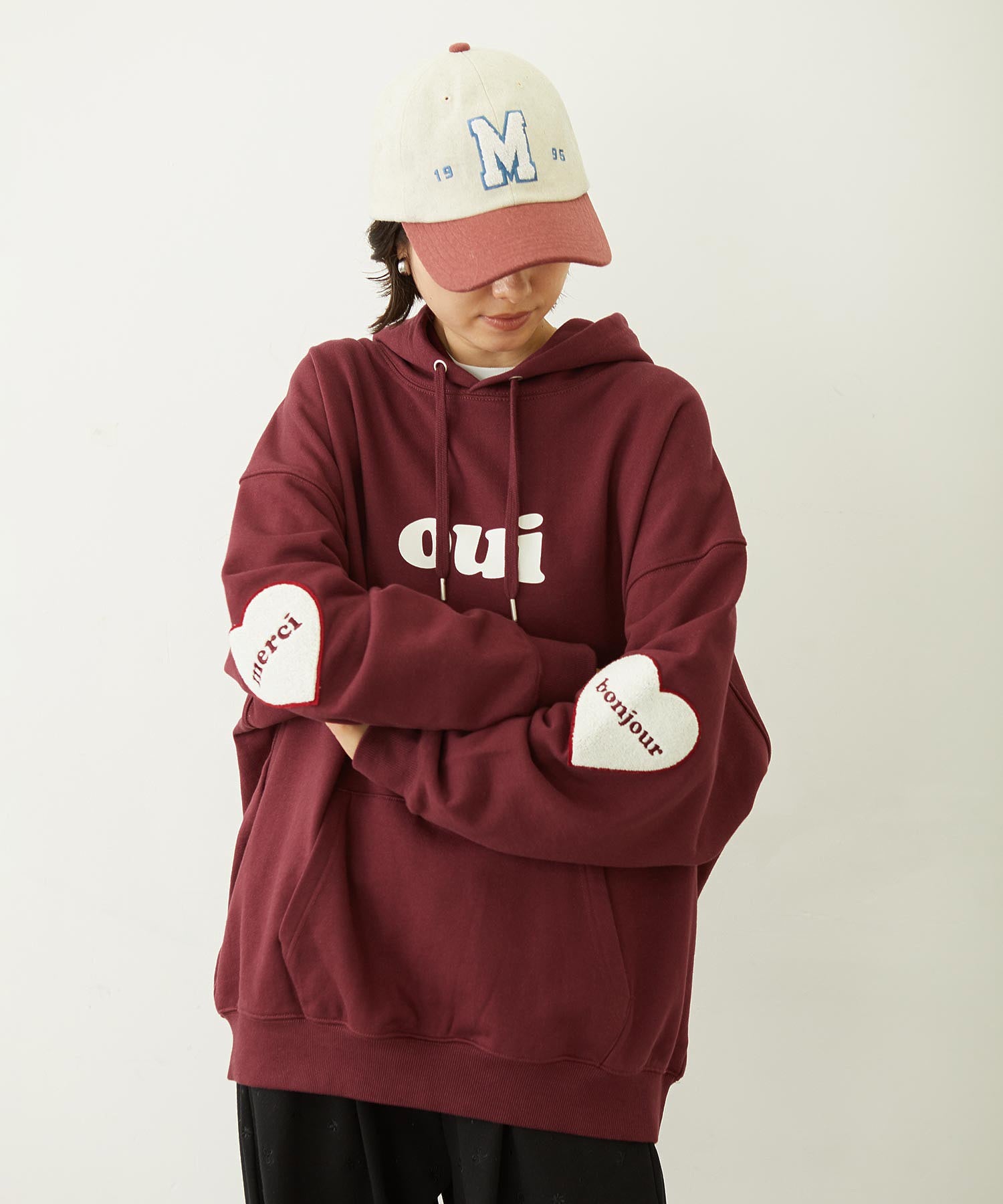HEART ELBOW PATCH SWEAT HOODIE