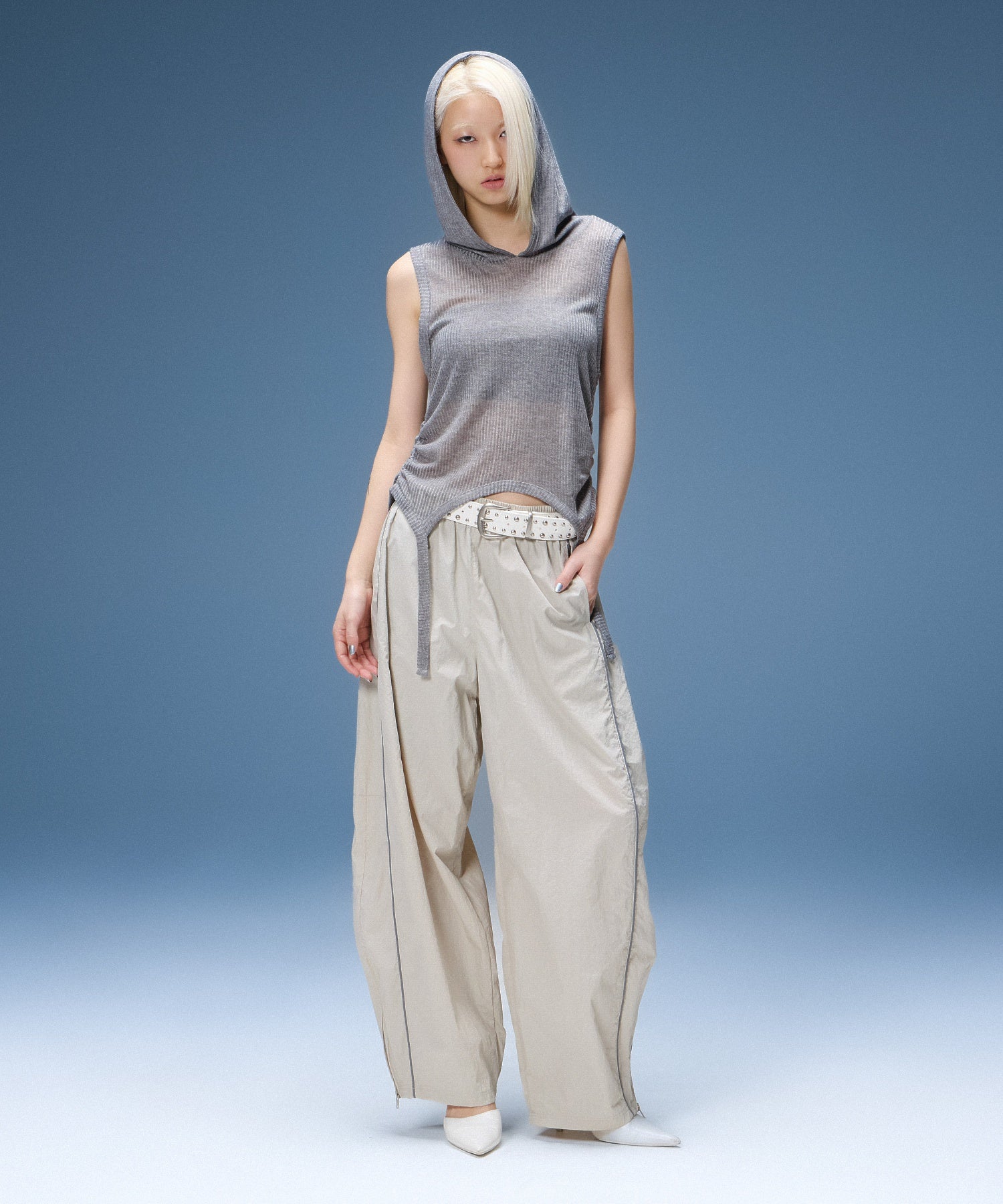 SHEER SLEEVELESS RIBBED HOODED TOP