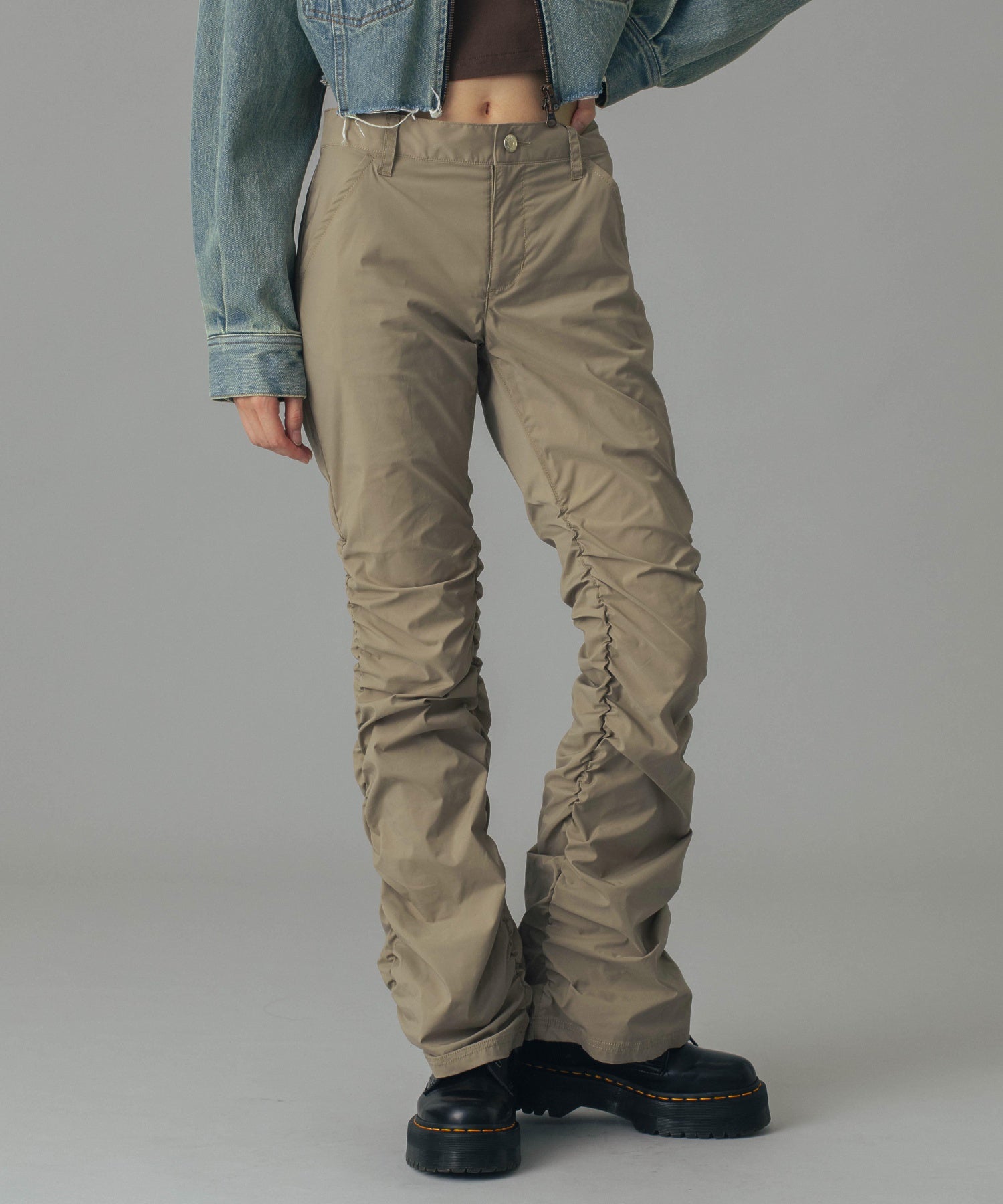 SHIRRING FLARE PANTS