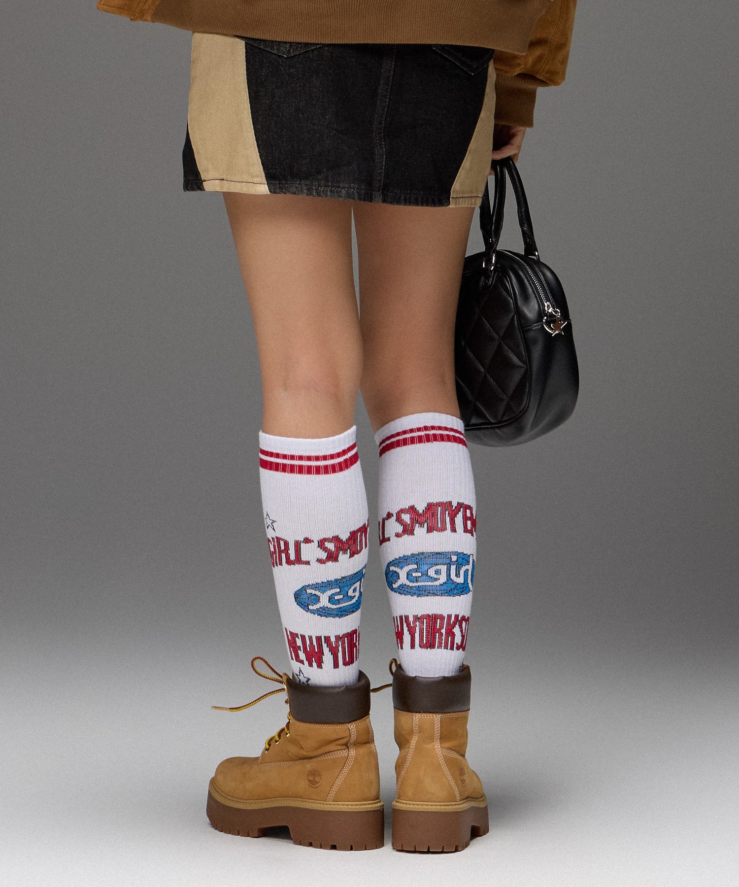 WORLD LOGO JACQUARD RIB HIGH SOCKS