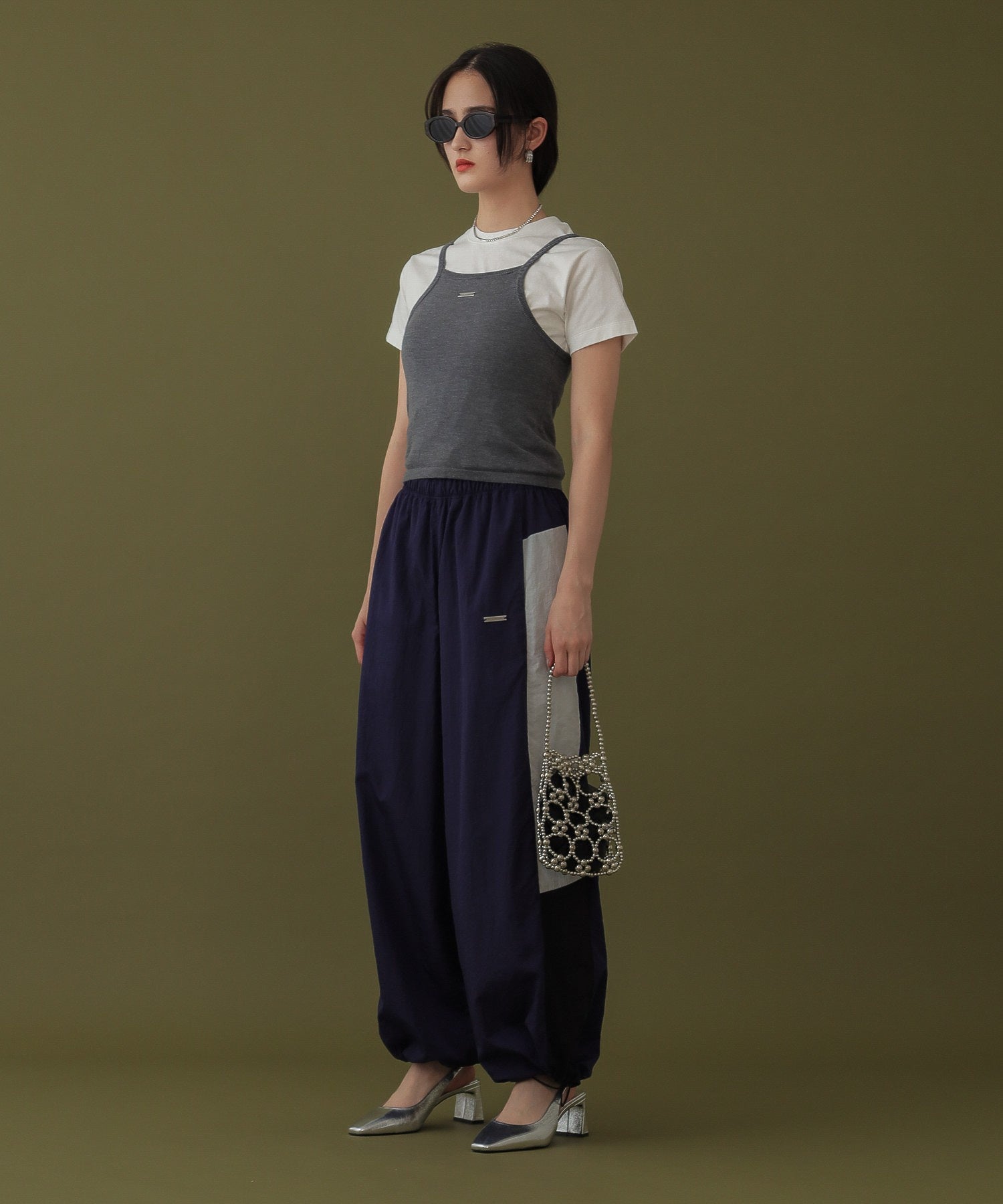 モデル身長：167cm　着用サイズ：ONESIZE