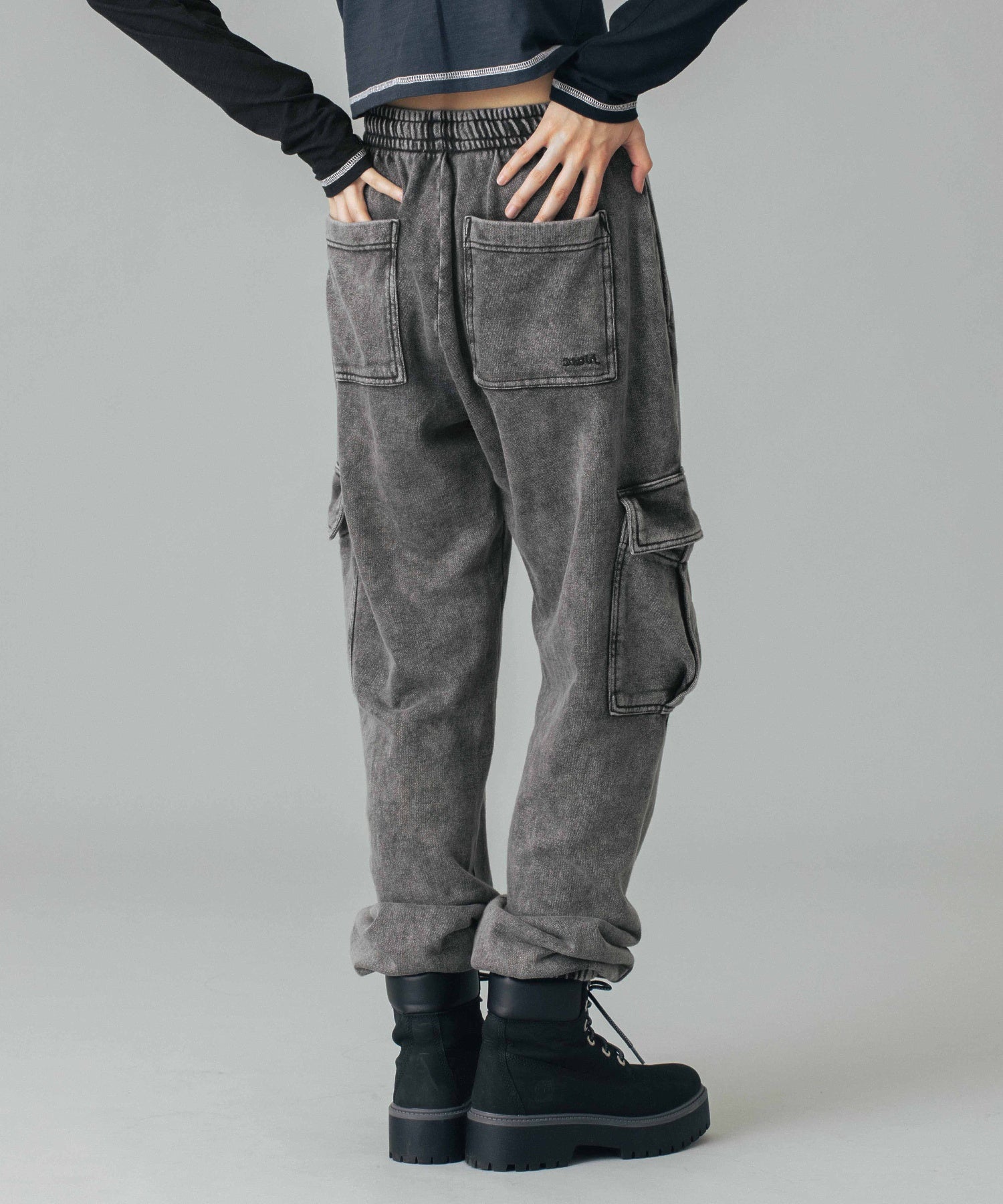 FADED CARGO SWEAT PANTS