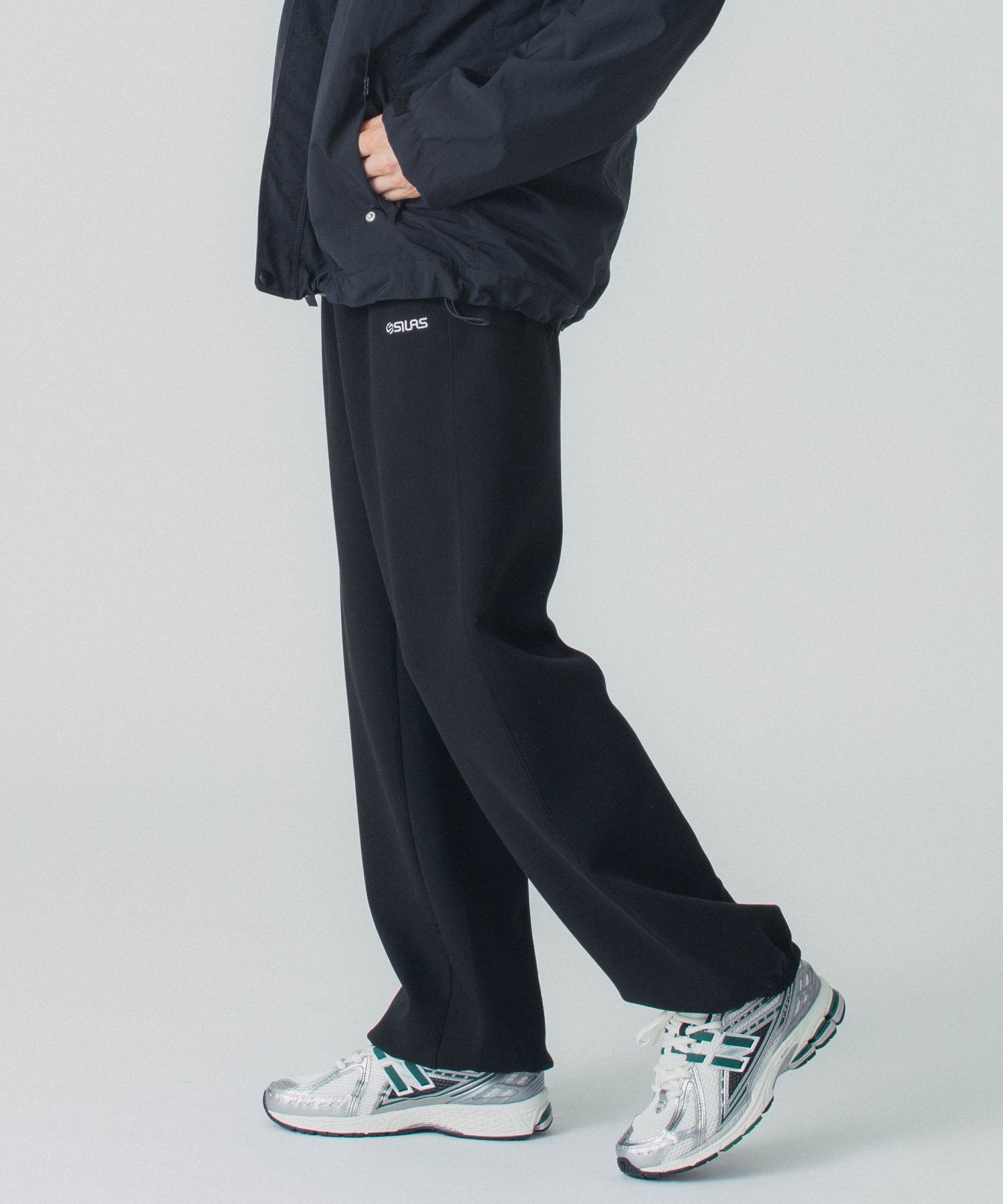 TRACK PANTS