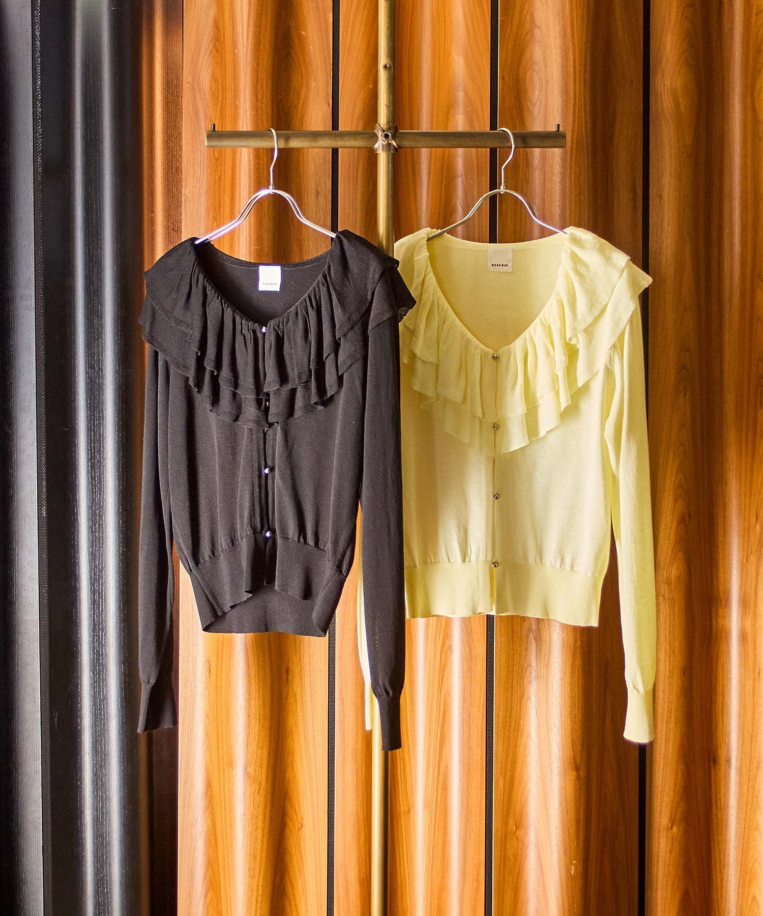 FRILL COLLAR CARDIGAN