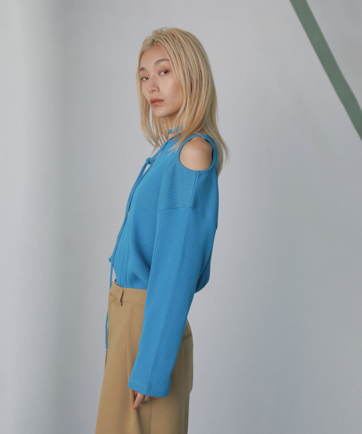 mici/カットオフプルオーバー