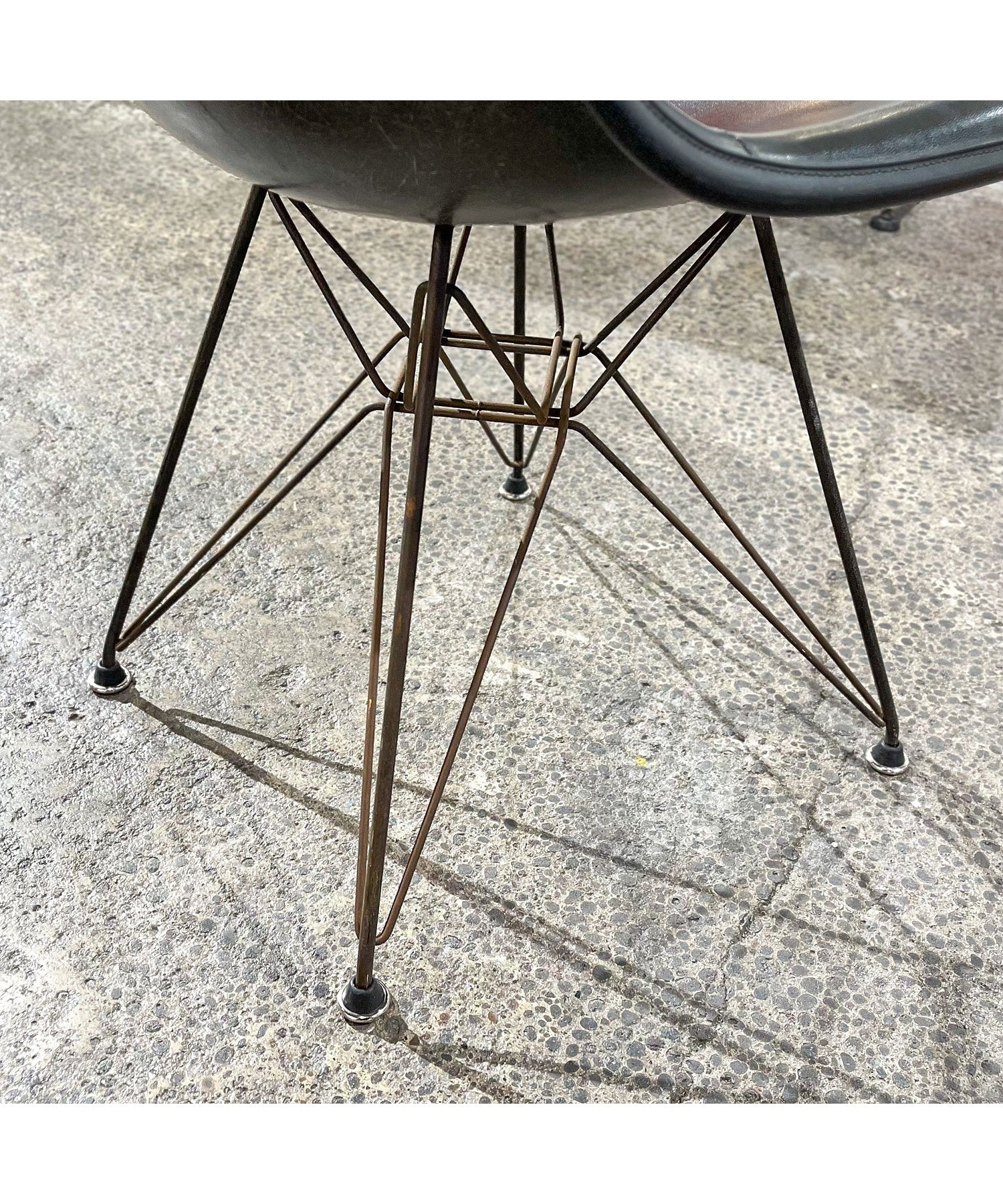 Eames / Eiffel Base / 2nd model / Vintage