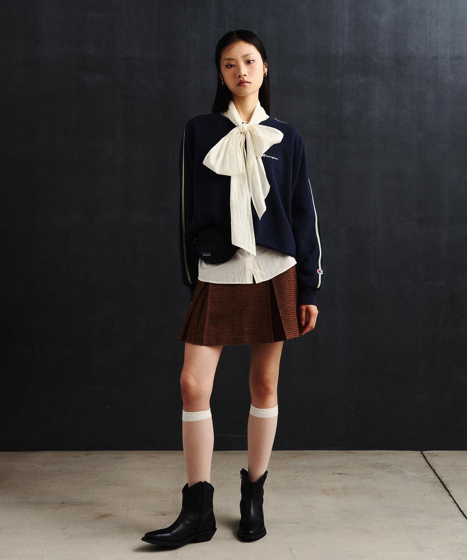 BOX PLEATS MINI SKIRT