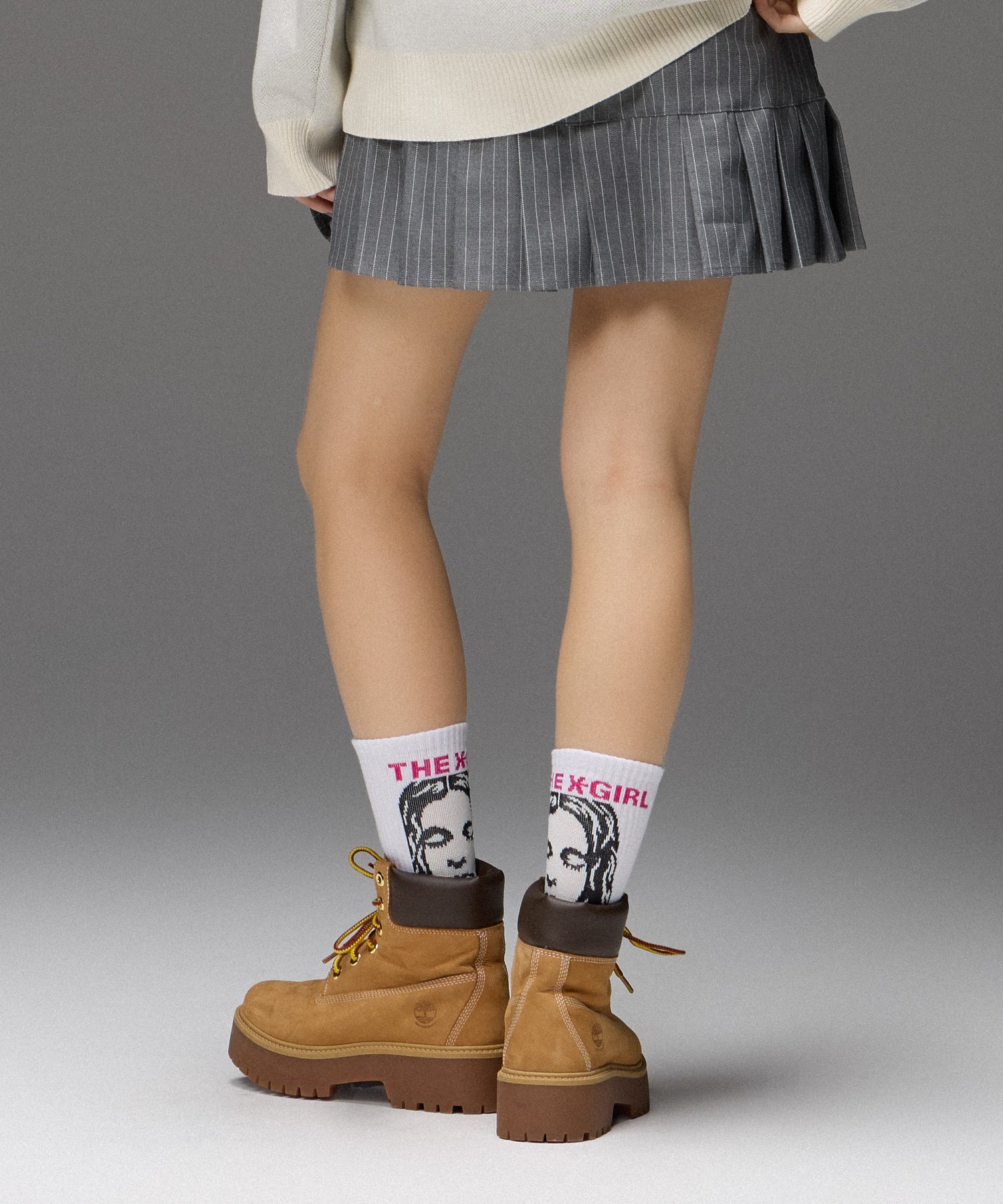 THE X-GIRL LOGO AND FACE JACQUARD RIB SOCKS