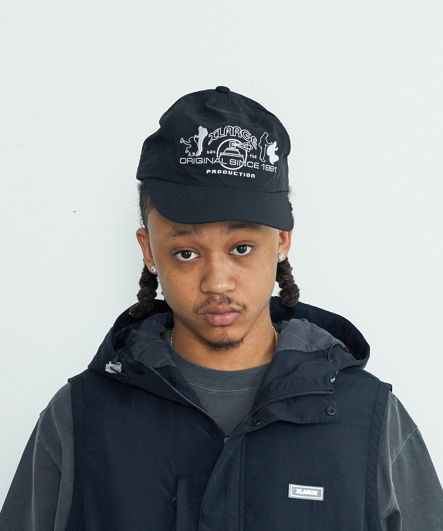 PRODUCTION LOGO CAP