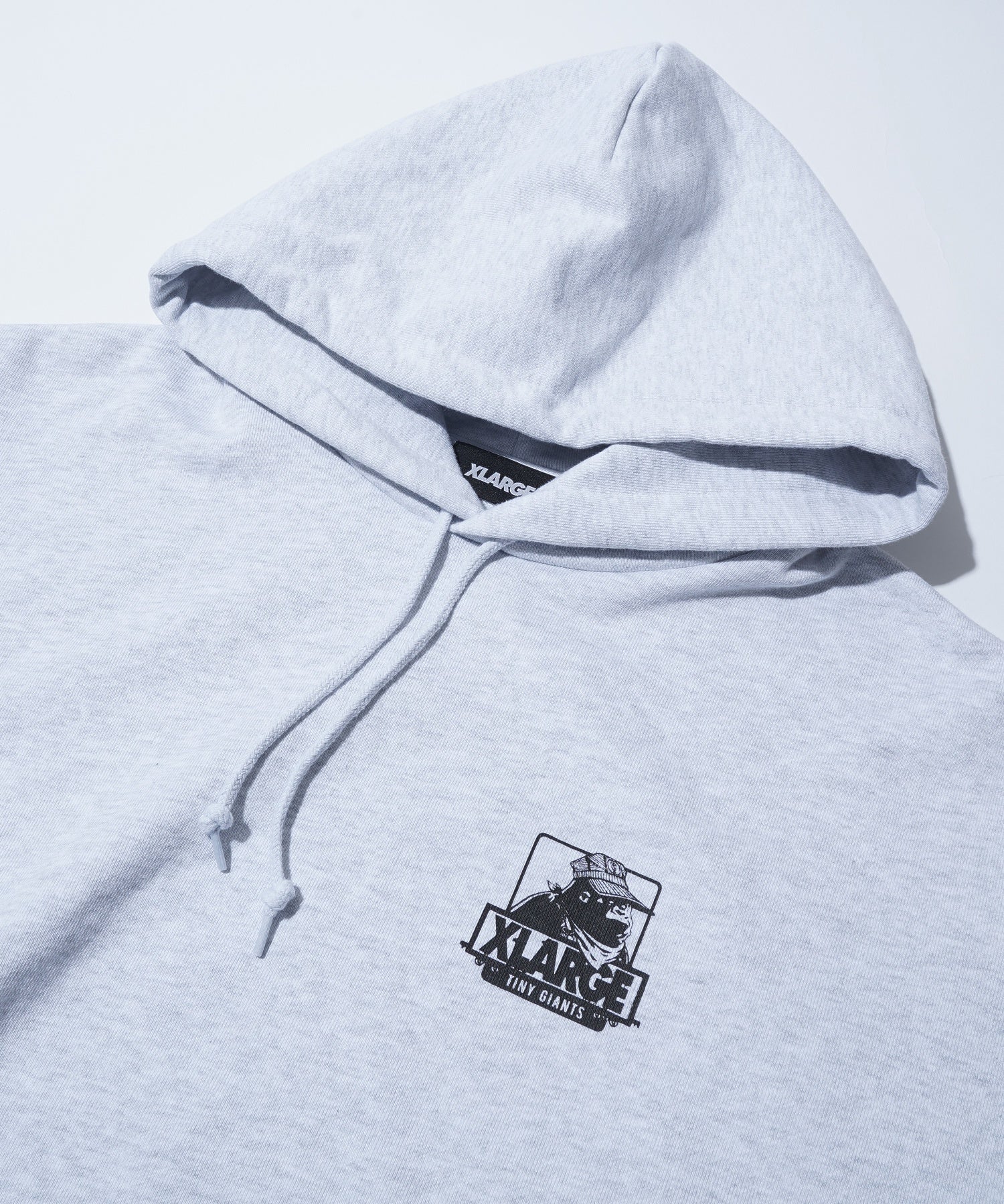 XLARGE×TINY GIANTS PULLOVER HOODED SWEAT SHIRT calif-ART