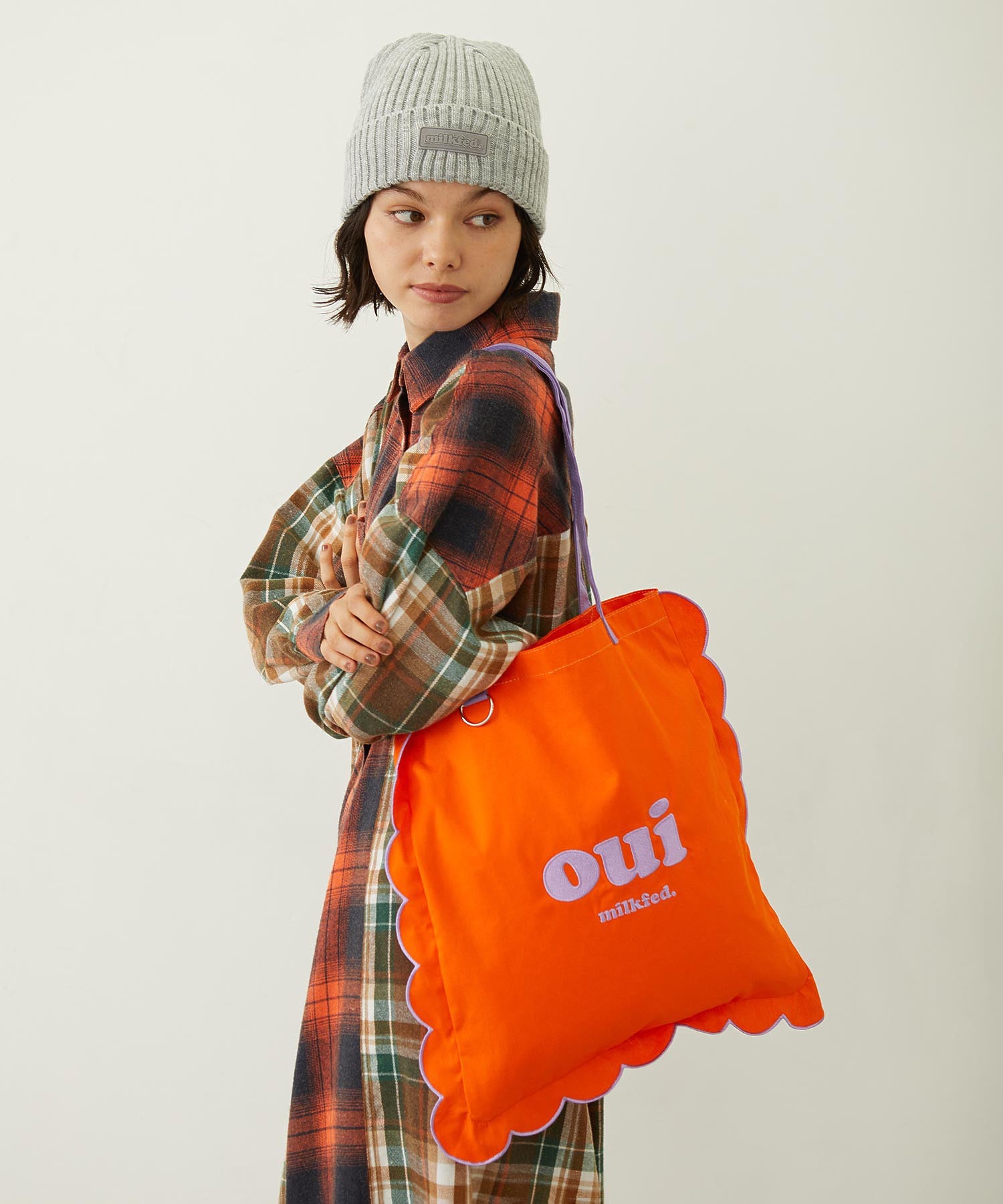 RUFFLE TOTE BAG