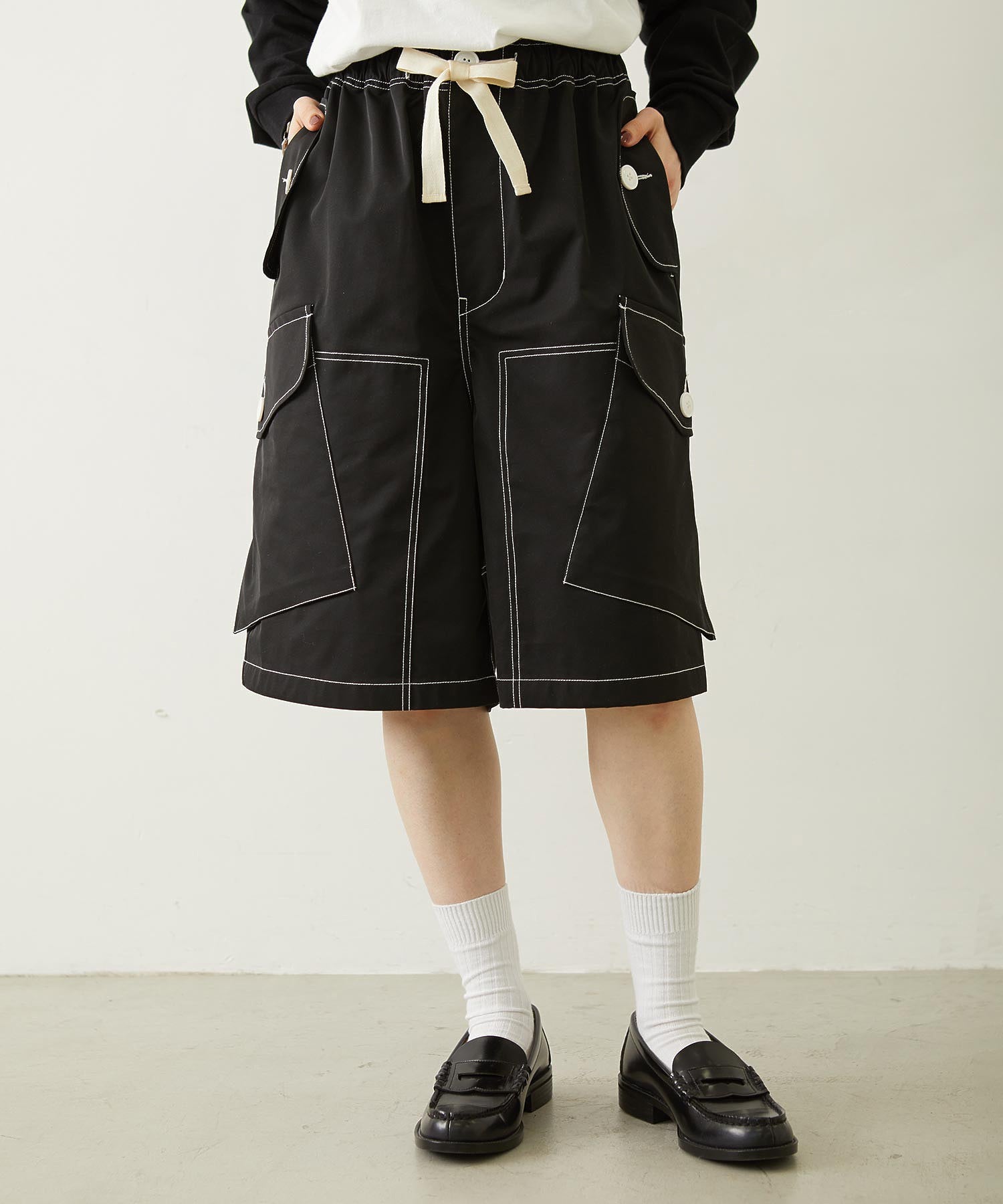 BIG POCKET CARGO HALF SHORTS