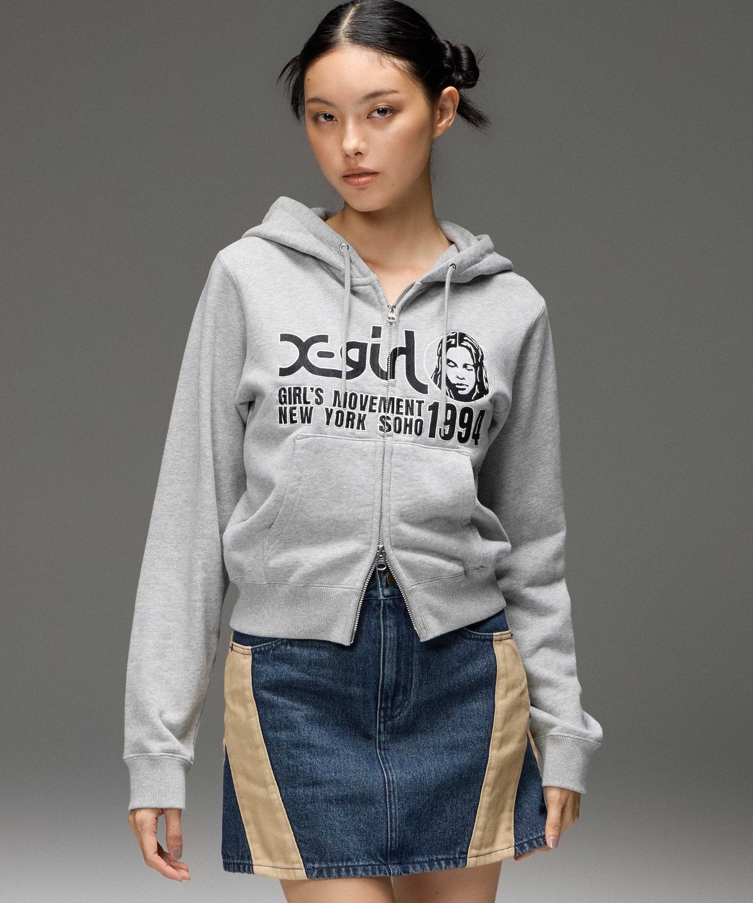 CONTRAST PANELED DENIM MINI SKIRT