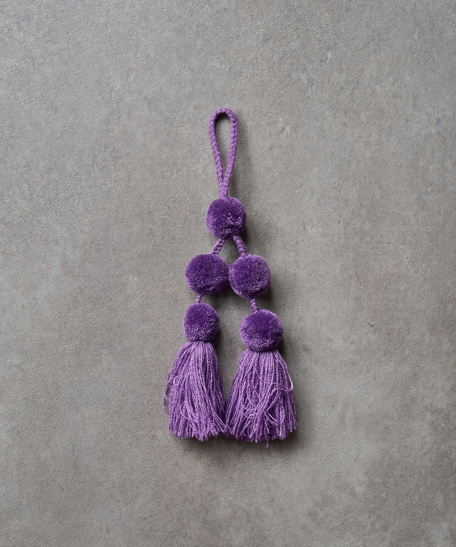 Letra/POM POM CHARM