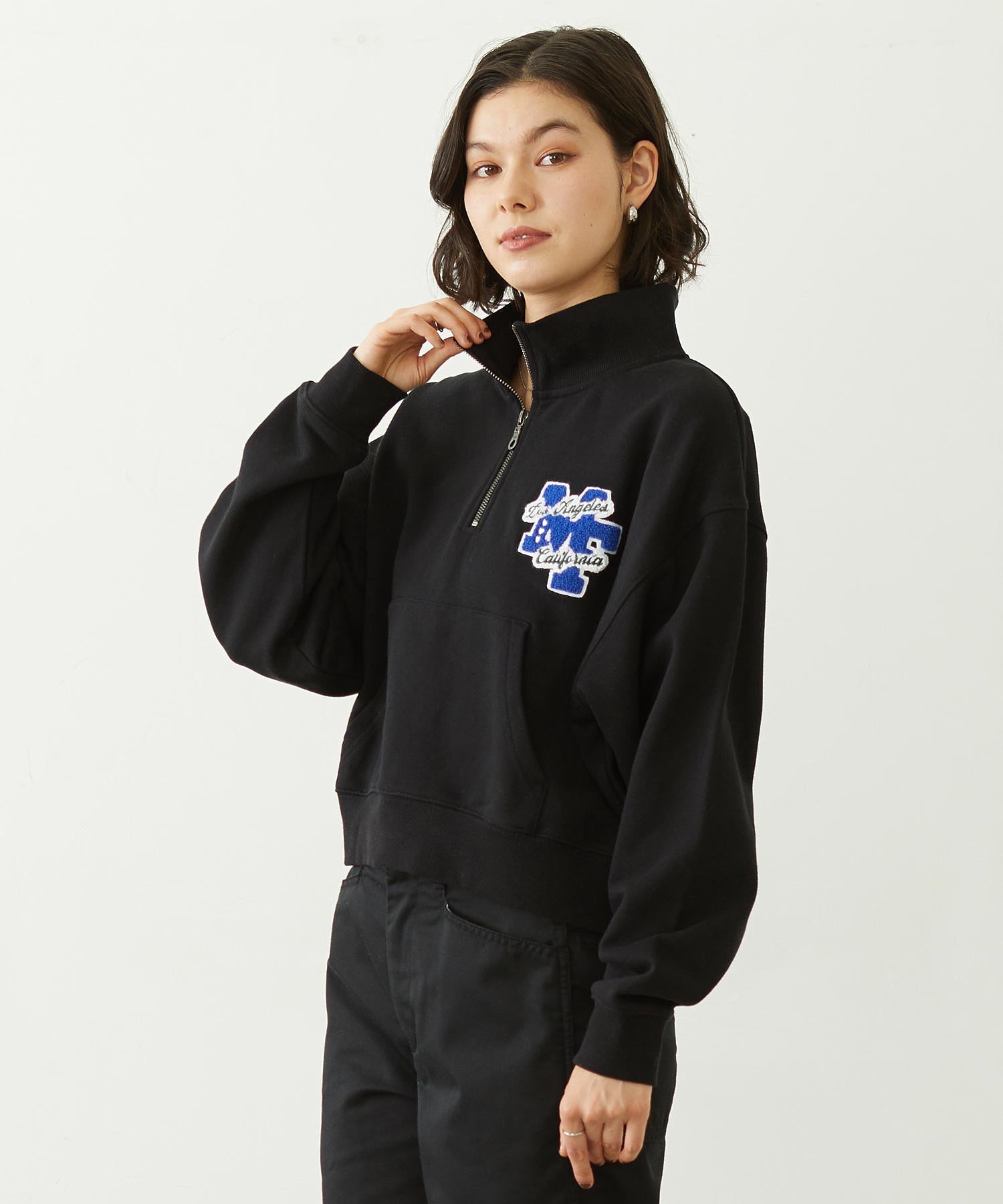 SAGARA PATCH HALF ZIP TOP