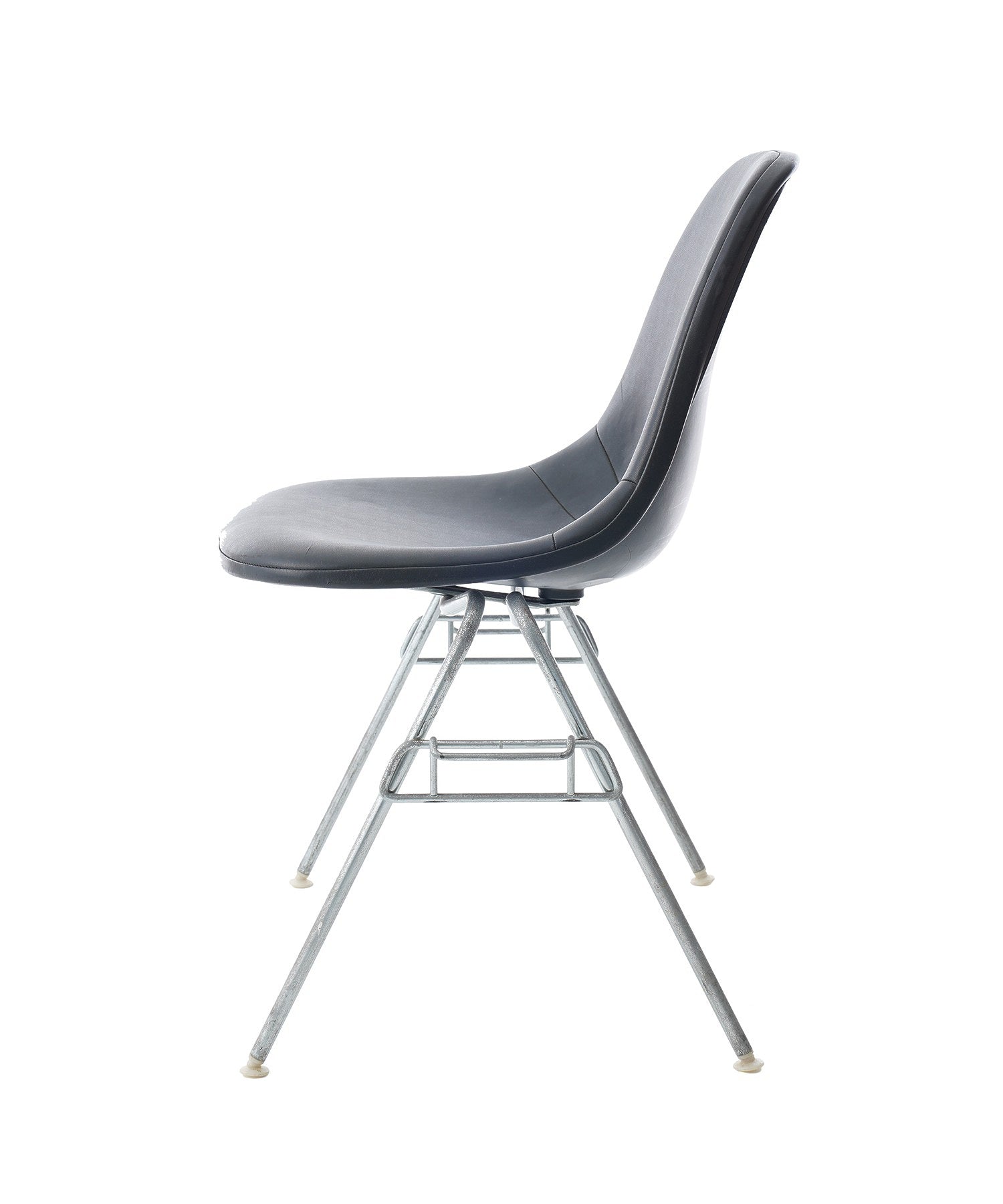 HermanMiller Side Shell / Nauga Black