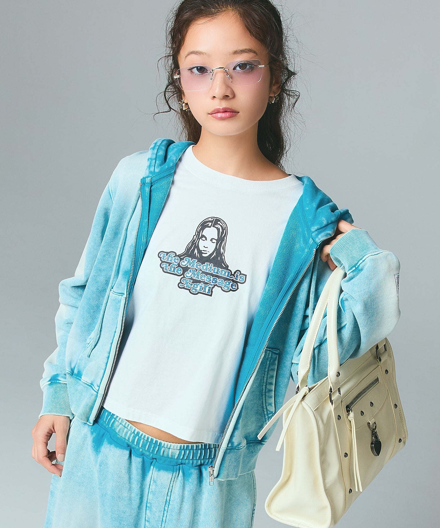 FACE LABEL WASHED COMPACT ZIP UP SWEAT HOODIE