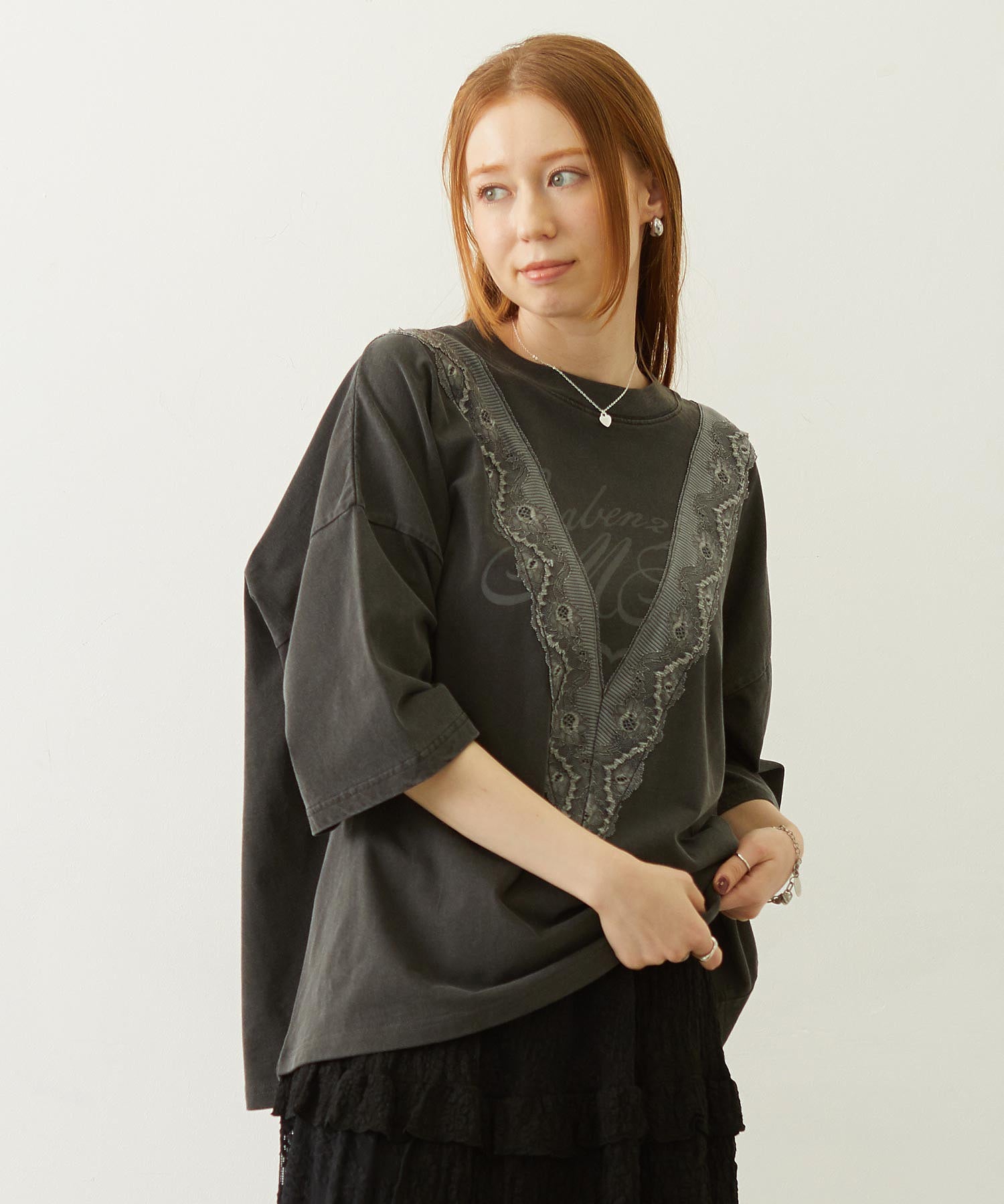 LACE S/S TOP