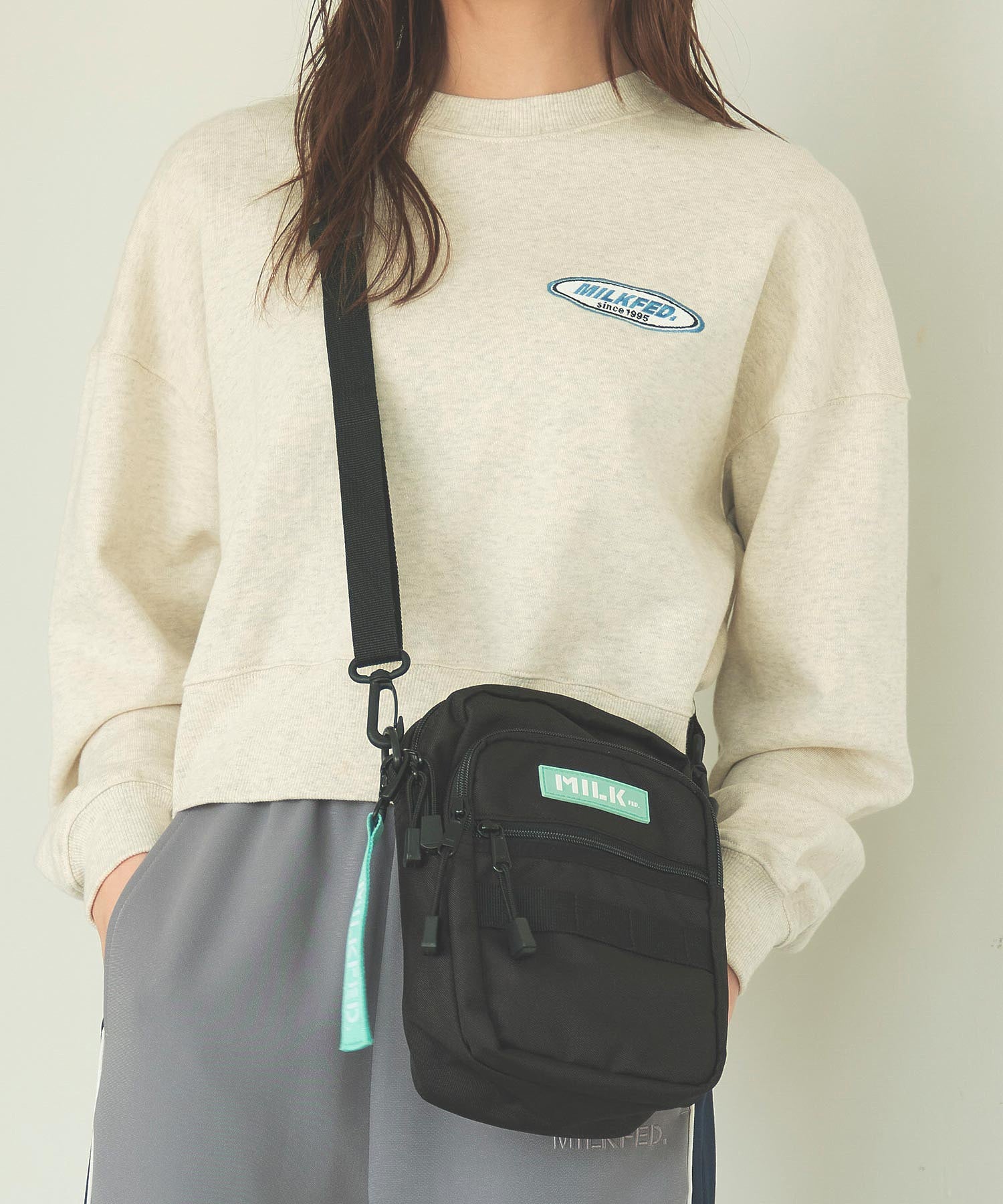 ACTIVE FRONT POCKET MOLLE SHOULDER BAG MILKFED.