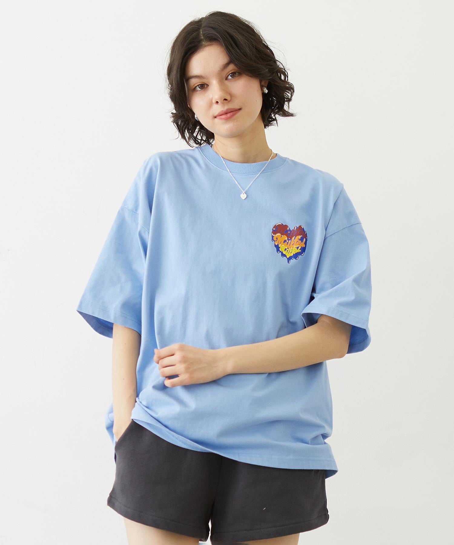 MELTY GLITTER HEART WIDE S/S TEE