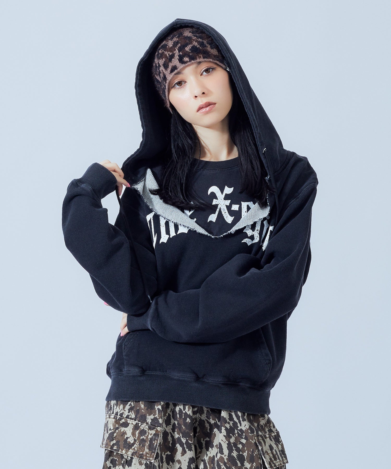 LAYERED STYLE FRONT SLIT SWEAT HOODIE