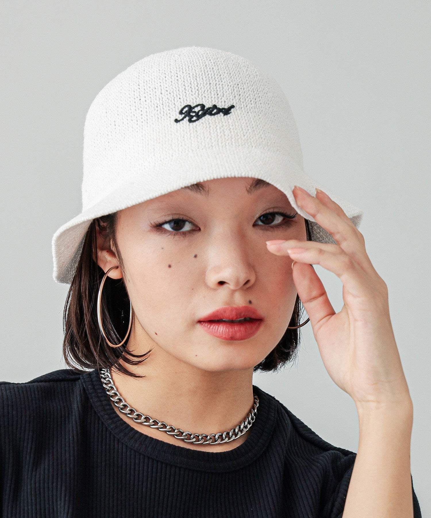 LOGO BUCKET HAT