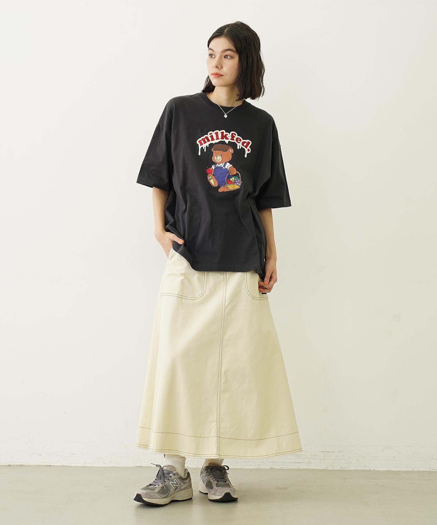 GLITTER BEAR FRUIT WIDE S/S TEE