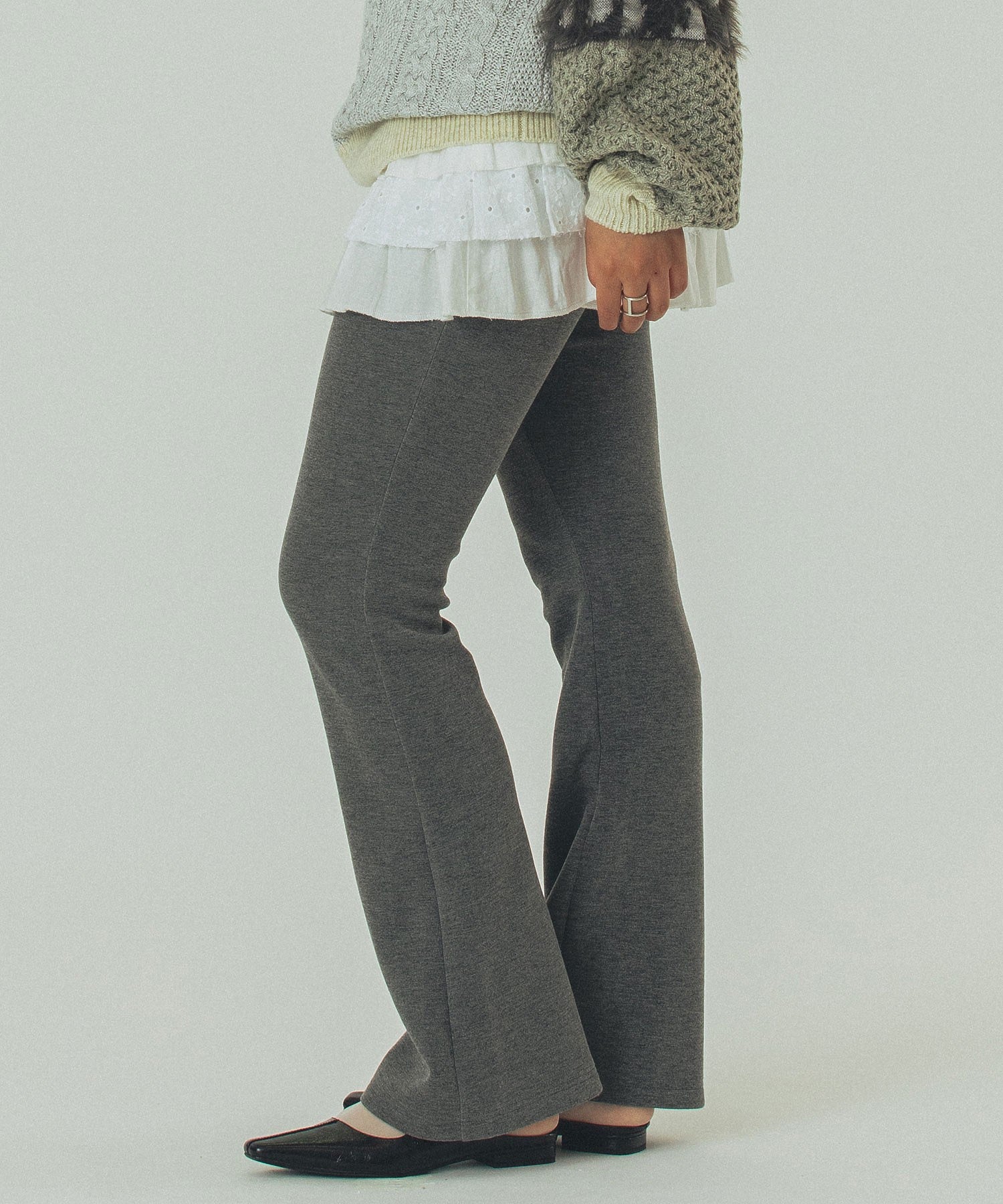 CUT FLARE PANTS
