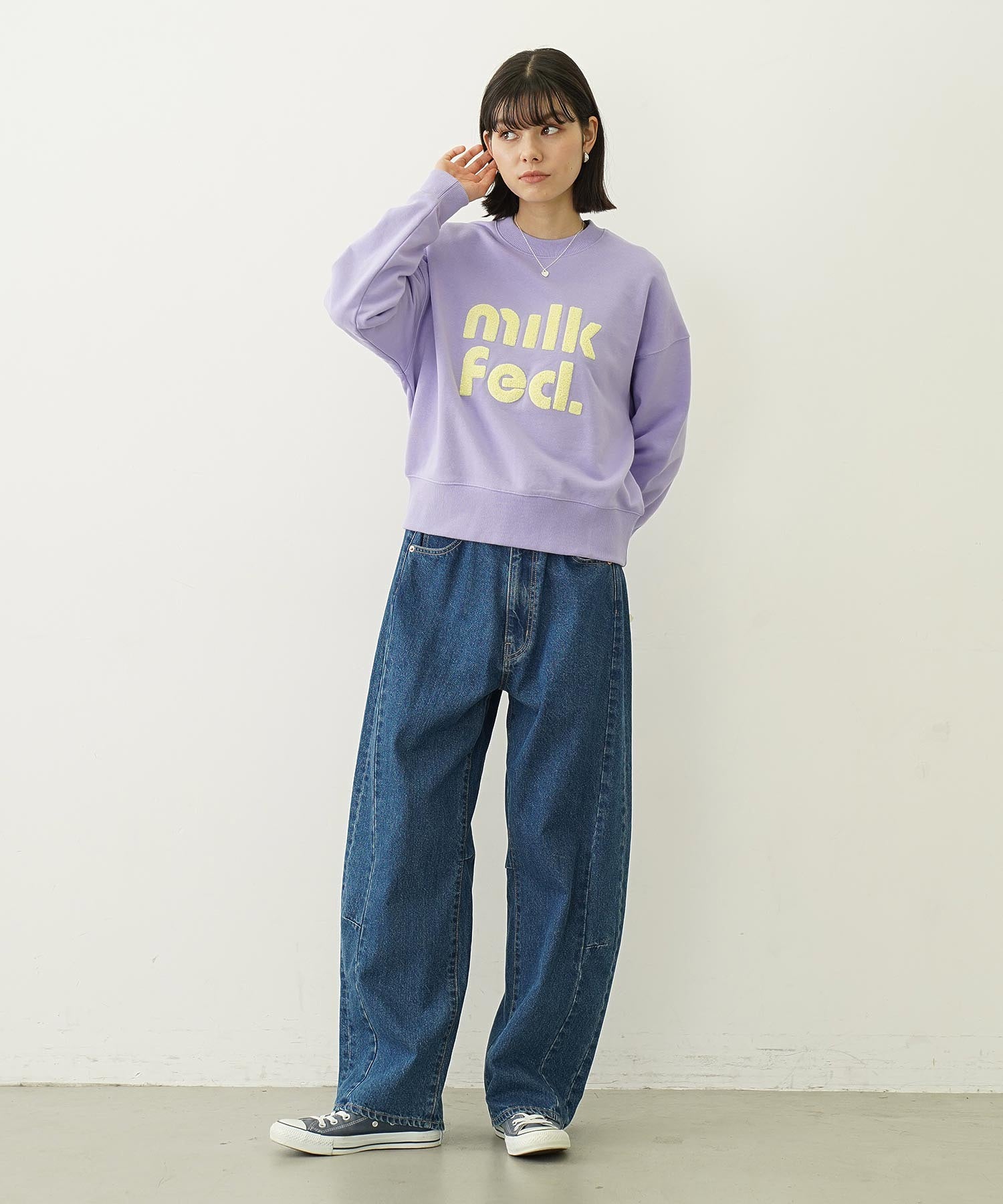 CUT-OUT LOGO SHORT SWEAT TOP