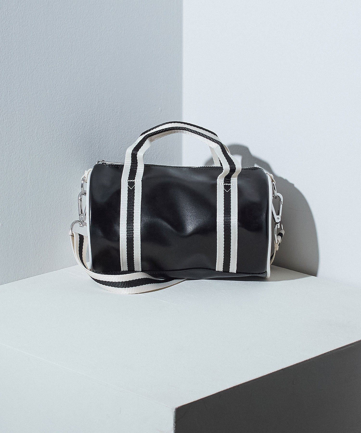 FRED PERRY/CLASSIC MINI BARREL BAG