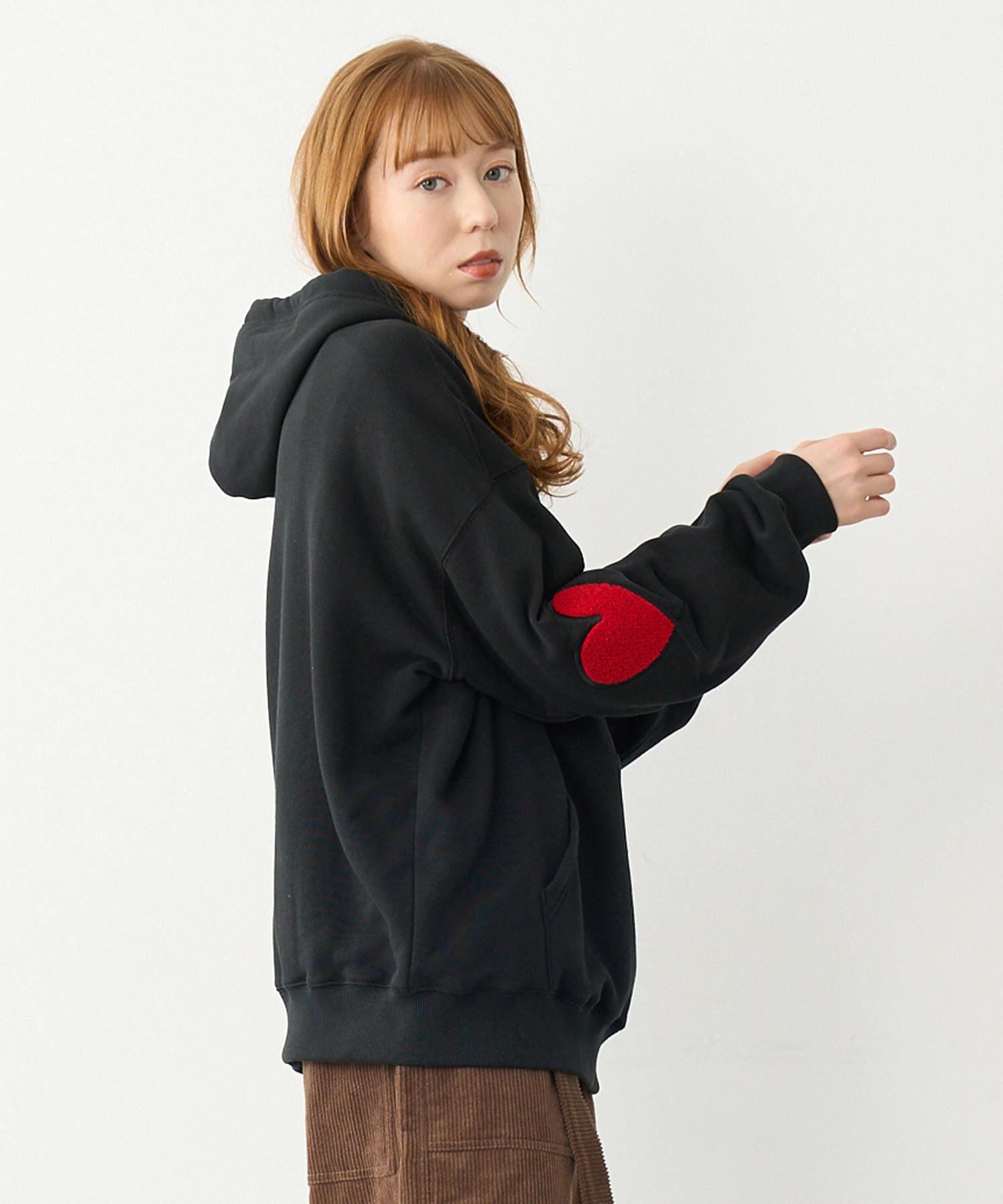 LOVE HEART ELBOW SWEAT HOODIE