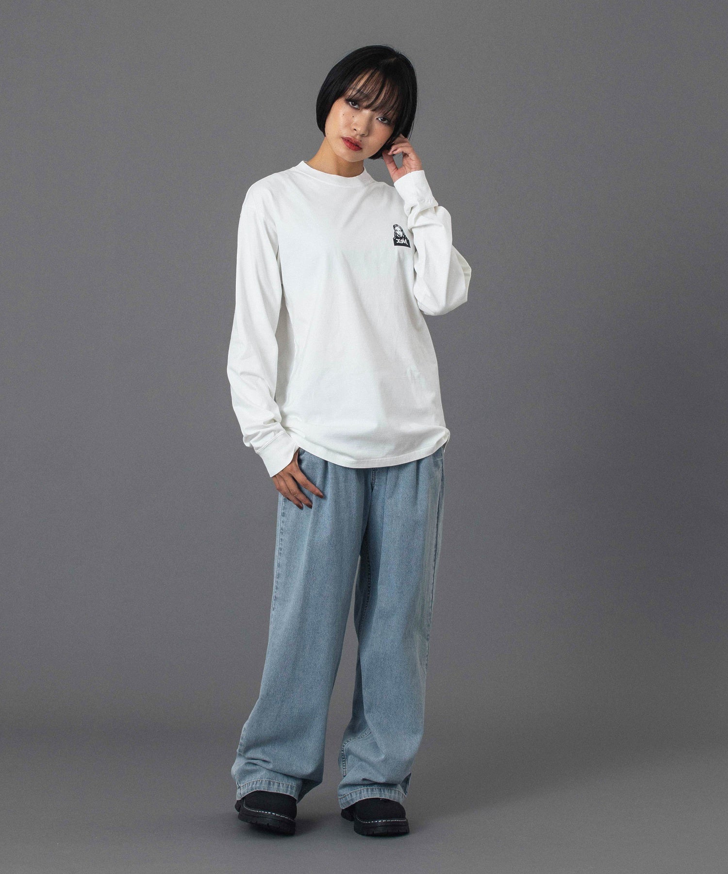FACE AND WORDS L/S TEE