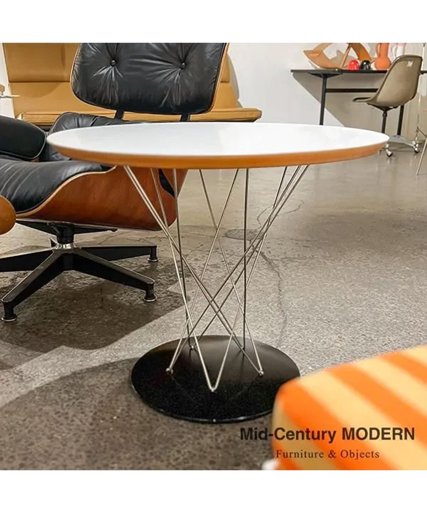 Cyclone Side Table / Isamu Noguchi / Used