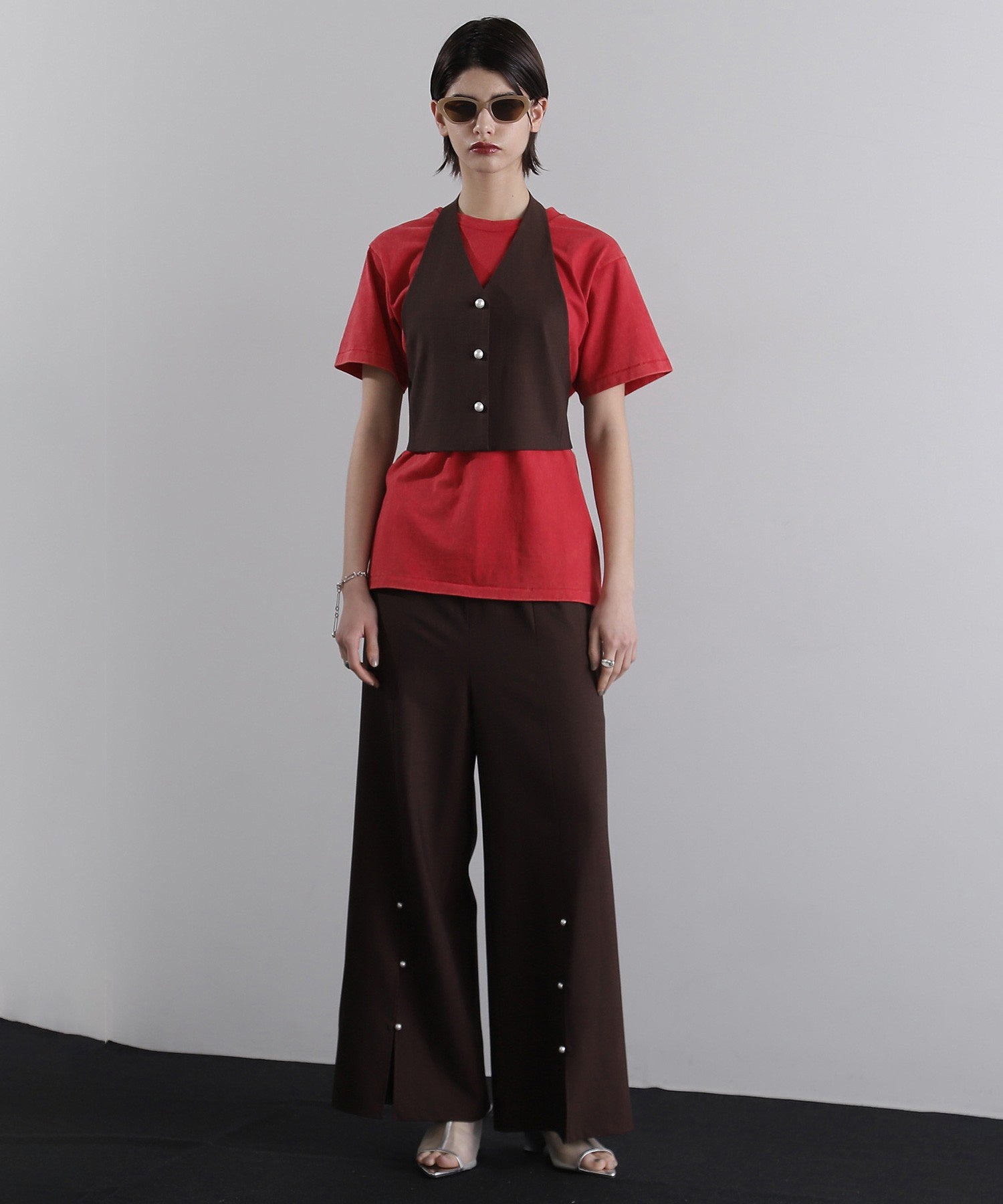 スーチングフロントスリットワンドパンツ