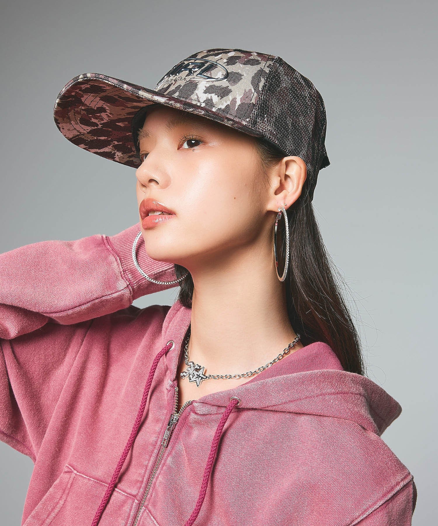 METALLIC LOGO 6PANEL MESH CAP