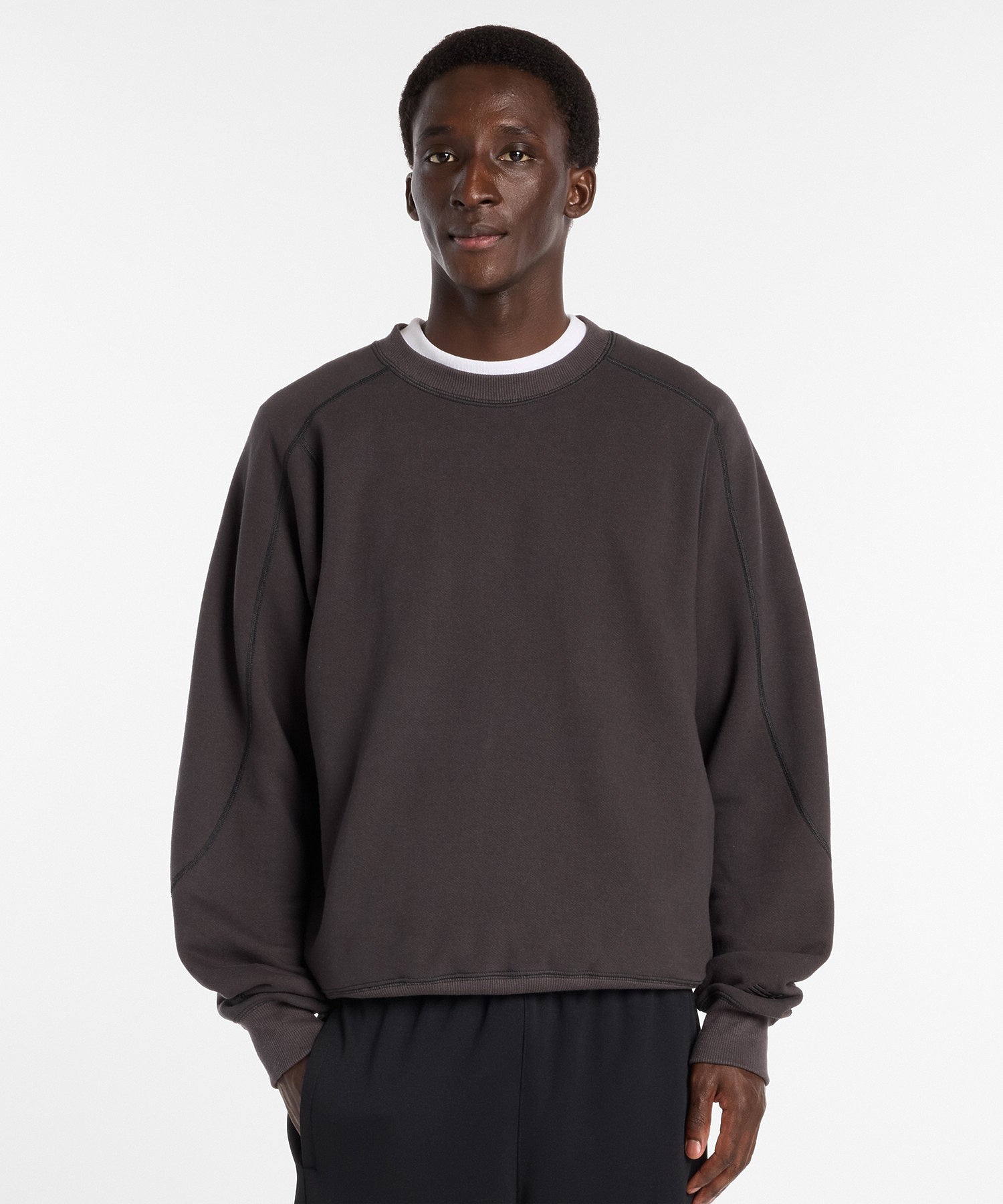 NEW BALANCE/ニューバランス/NB Grey Regular fit crew neck MT61H143