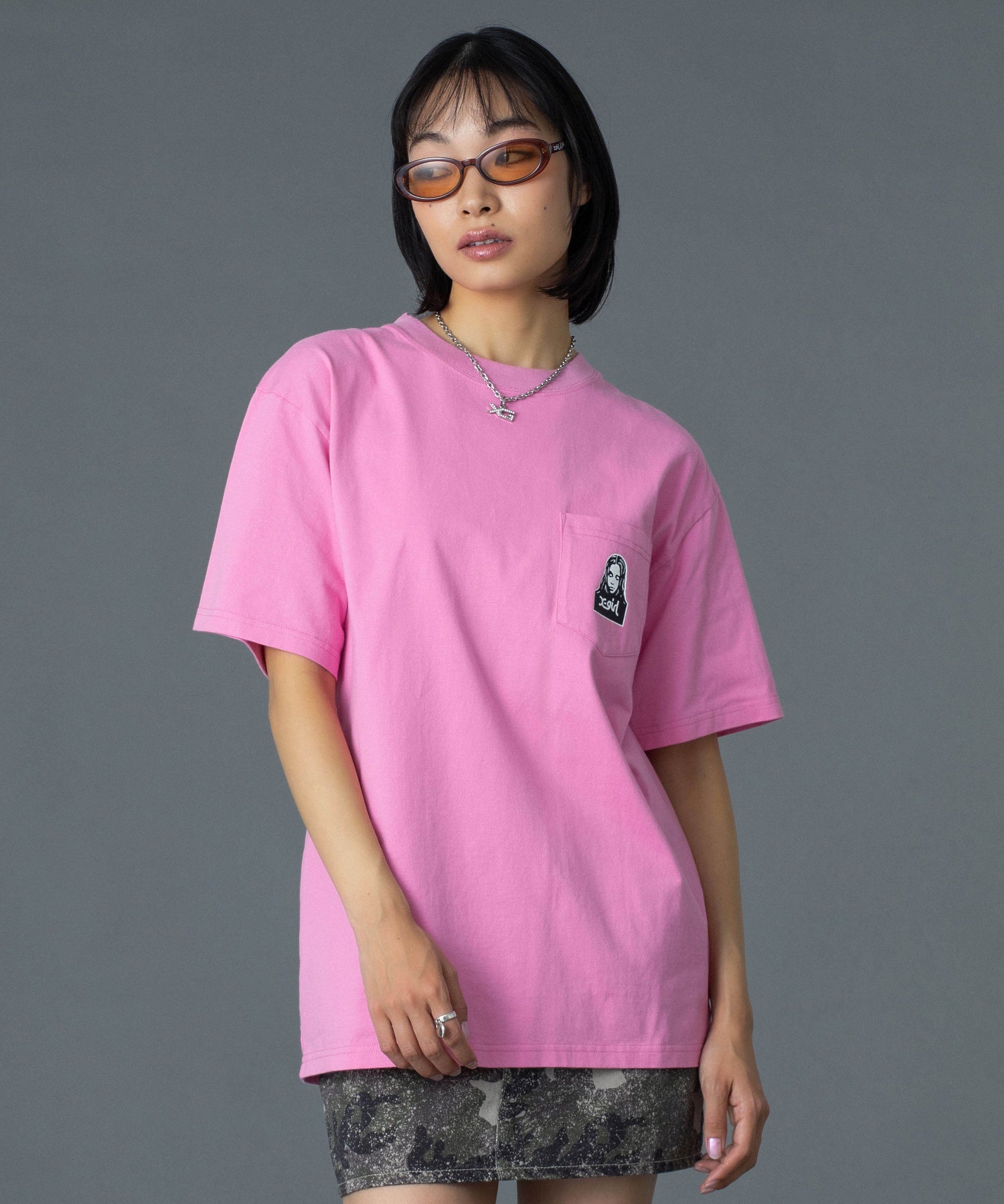 FACE AND WORDS POCKET S/S TEE