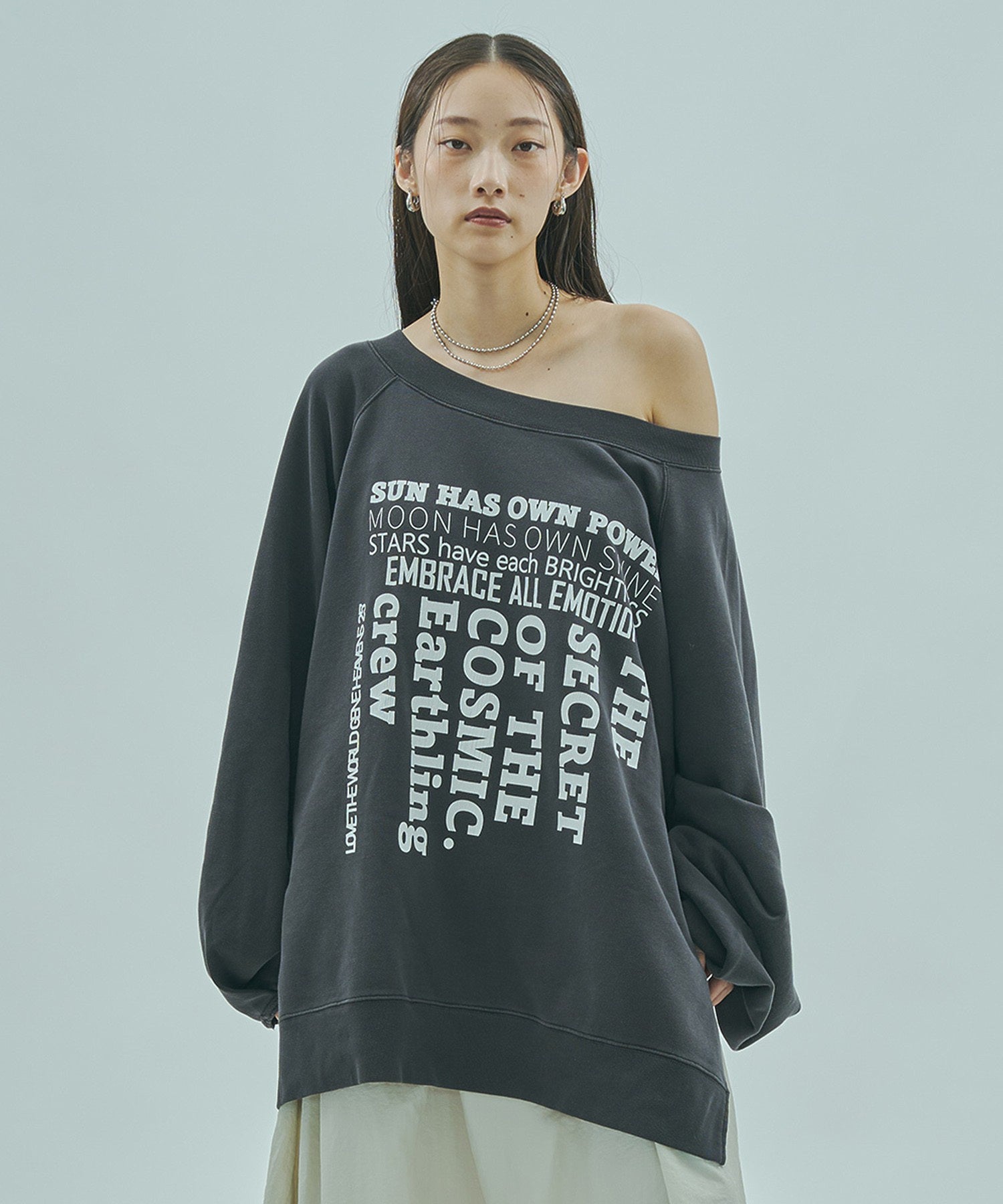 GENE HEAVENS/TUCK SLEEVE GRAPHIC LOGO SWEAT