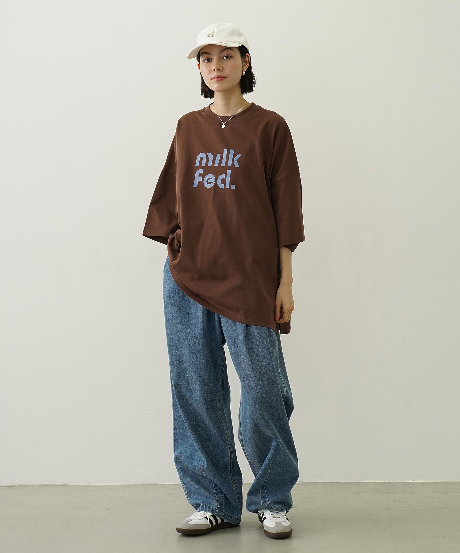 CUT OUT LOGO BIG S/S TOP