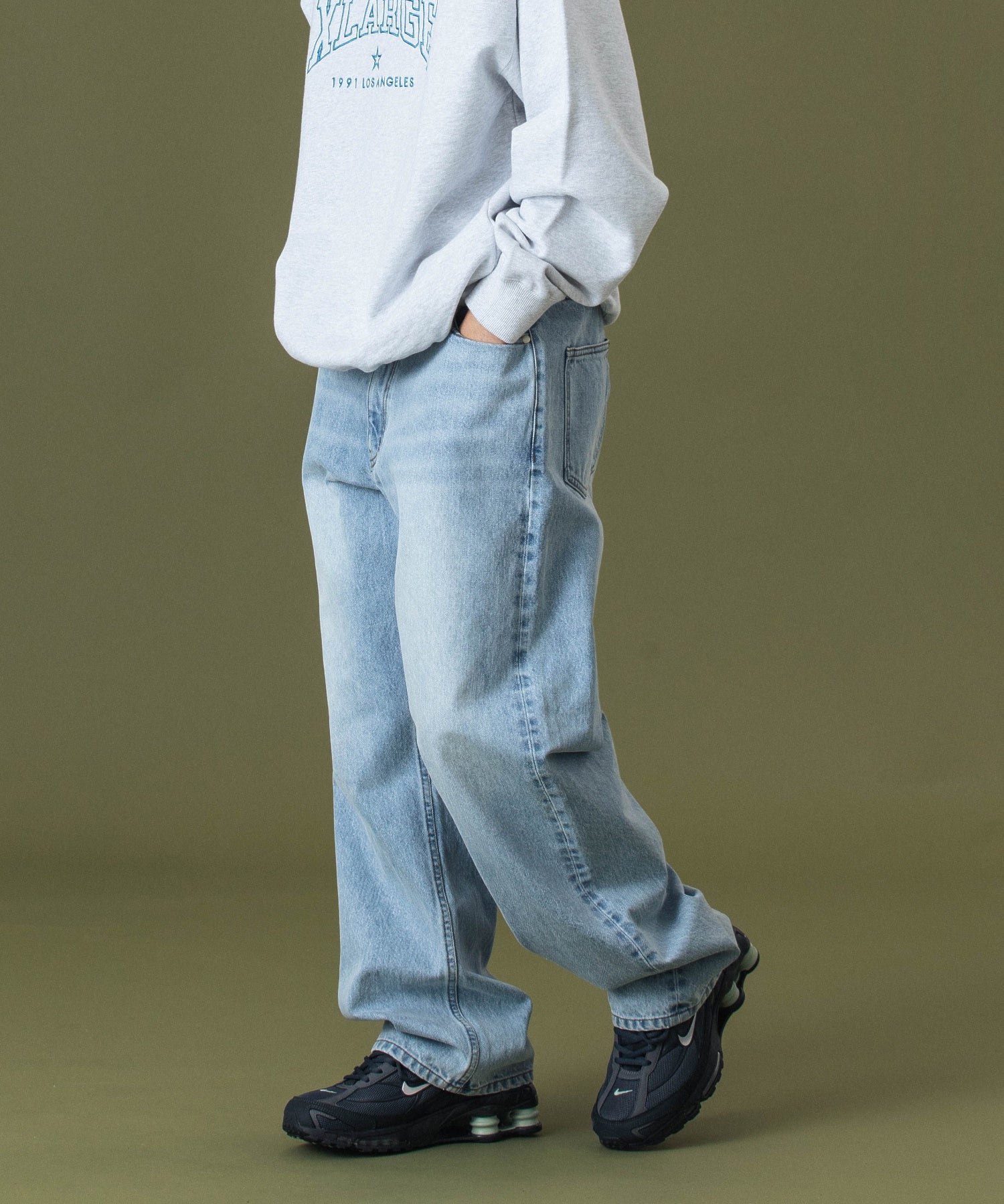 MODEL 身長172cm / 着用サイズ：34inch