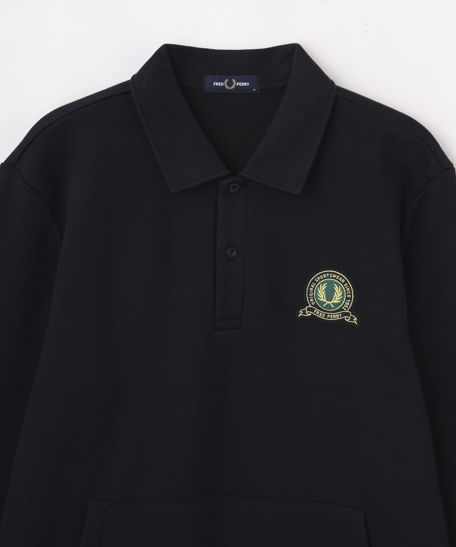FRED PERRY/フレッドペリー/TENNIS BADGE COLLARED SWEATSHIRT M1382