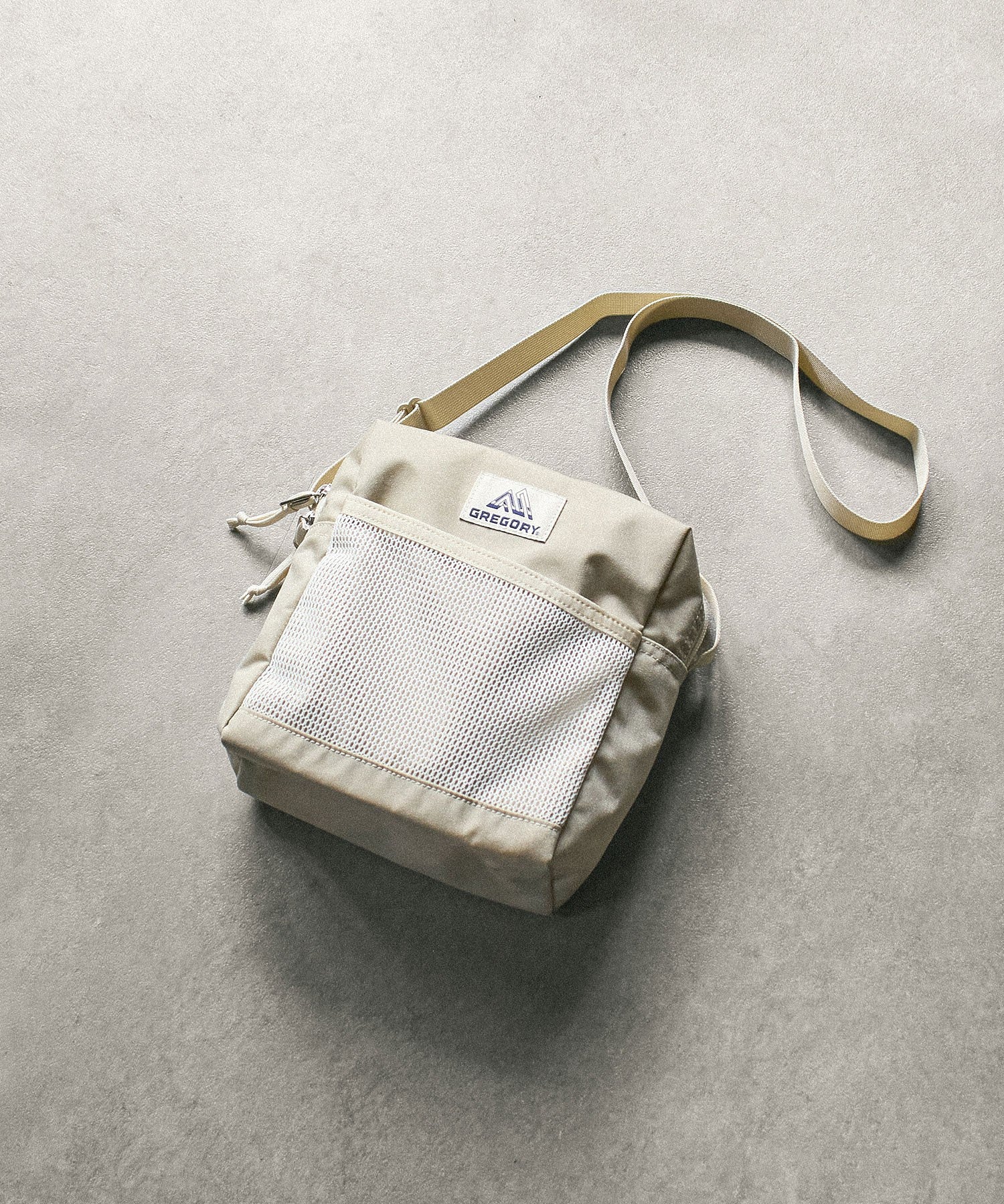 GREGORY/SQUARE SHOULDER POUCH
