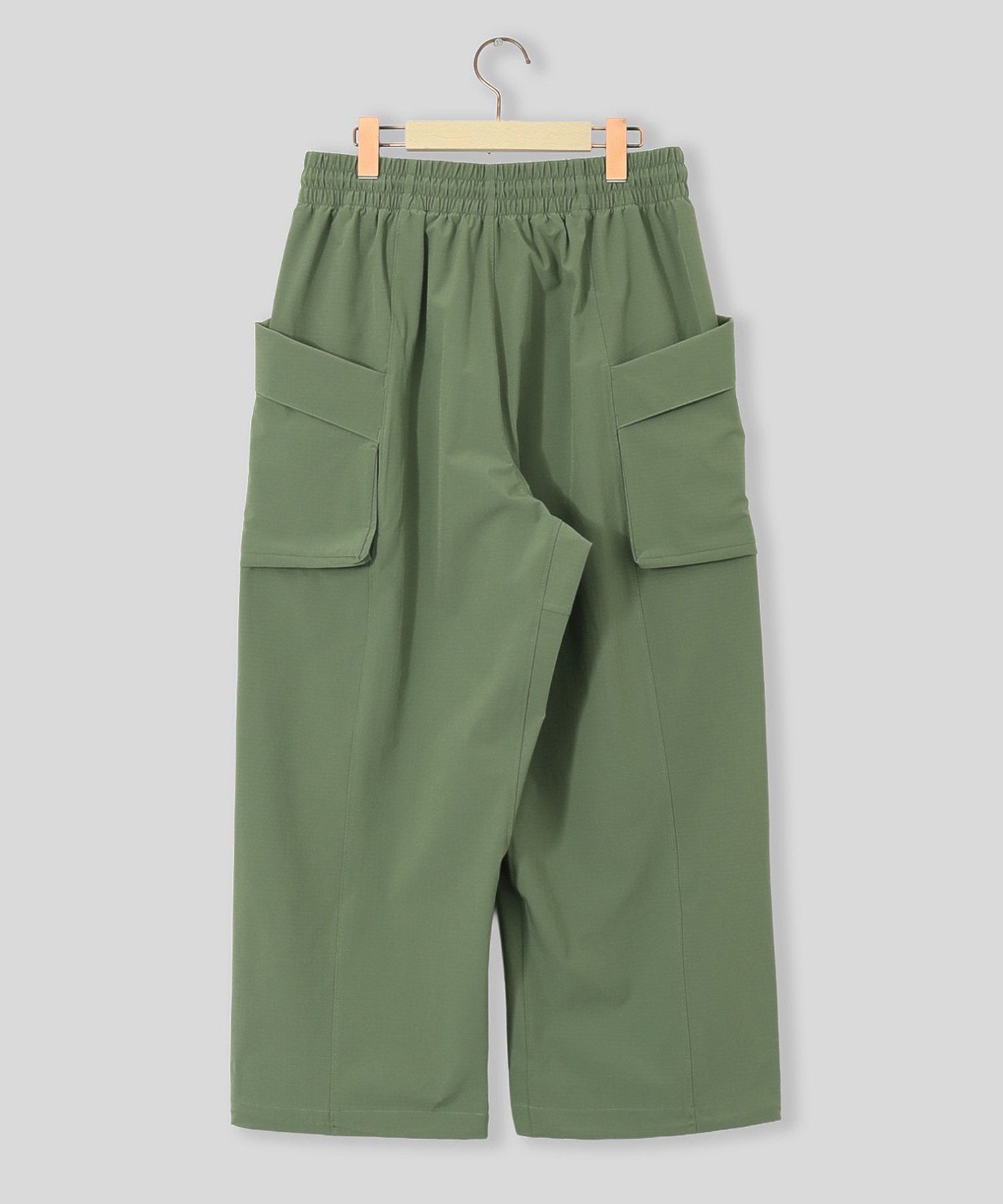 NEW BALANCE/ニューバランス/NB Grey cropped cargo pants MB61A5RJ