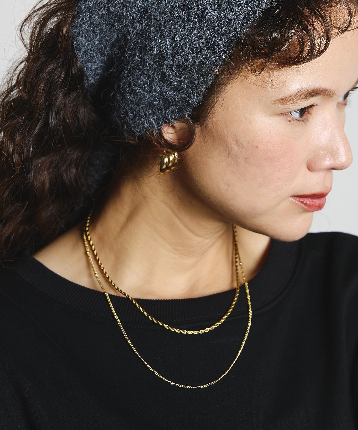 CHAIN NECKLACE