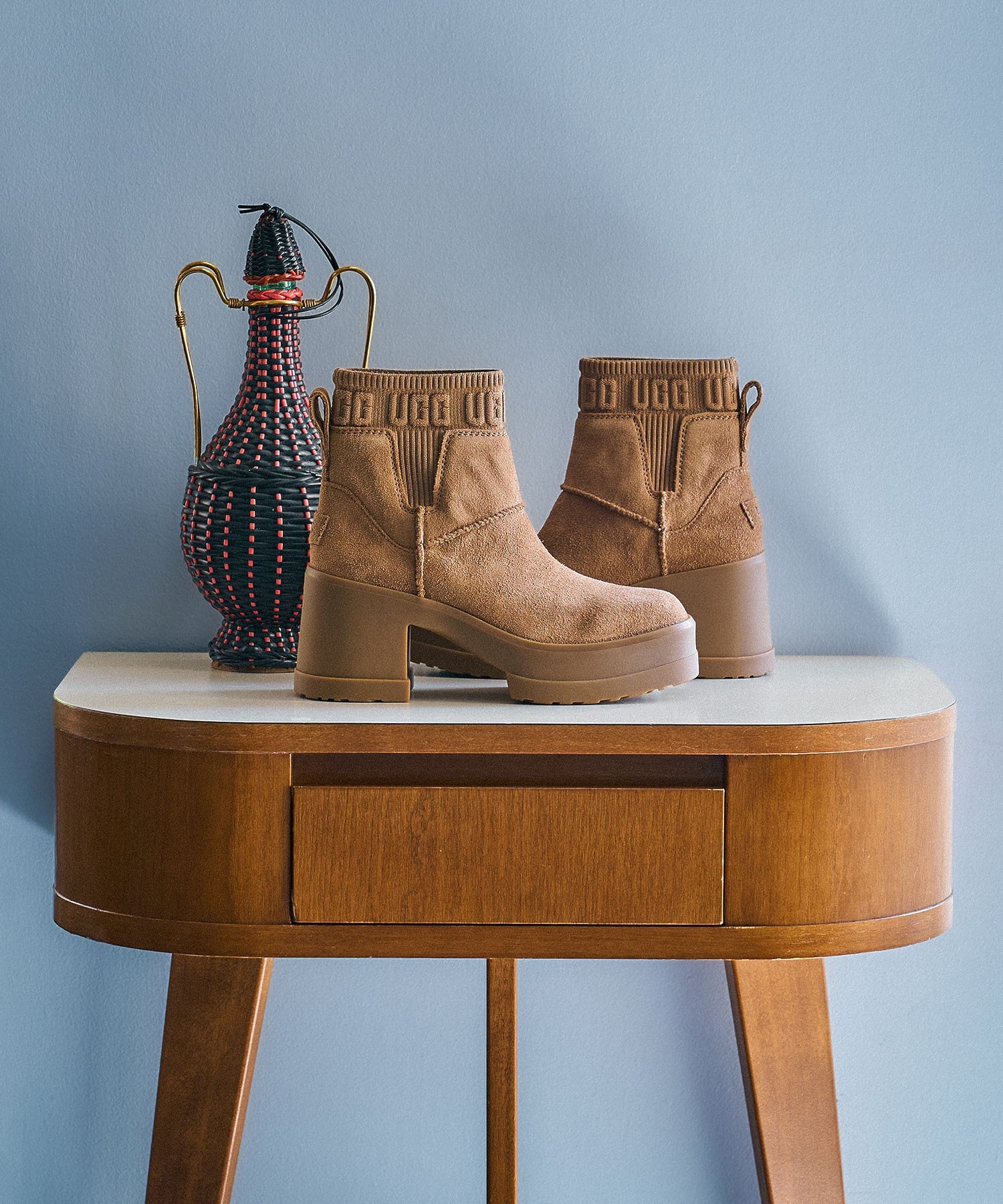 UGG/W MOXY CHELSEA