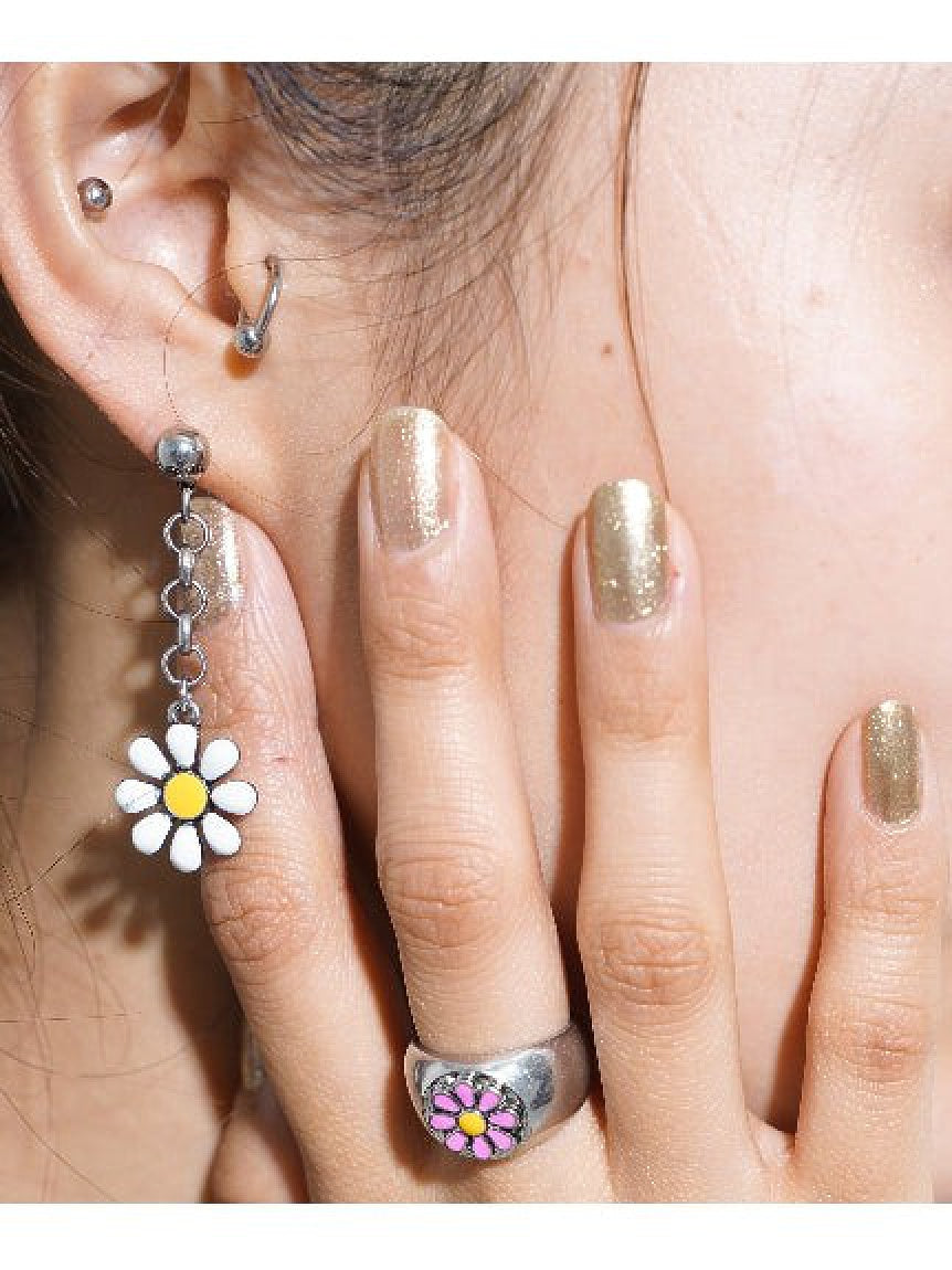 DAISY EARRINGS X-girl