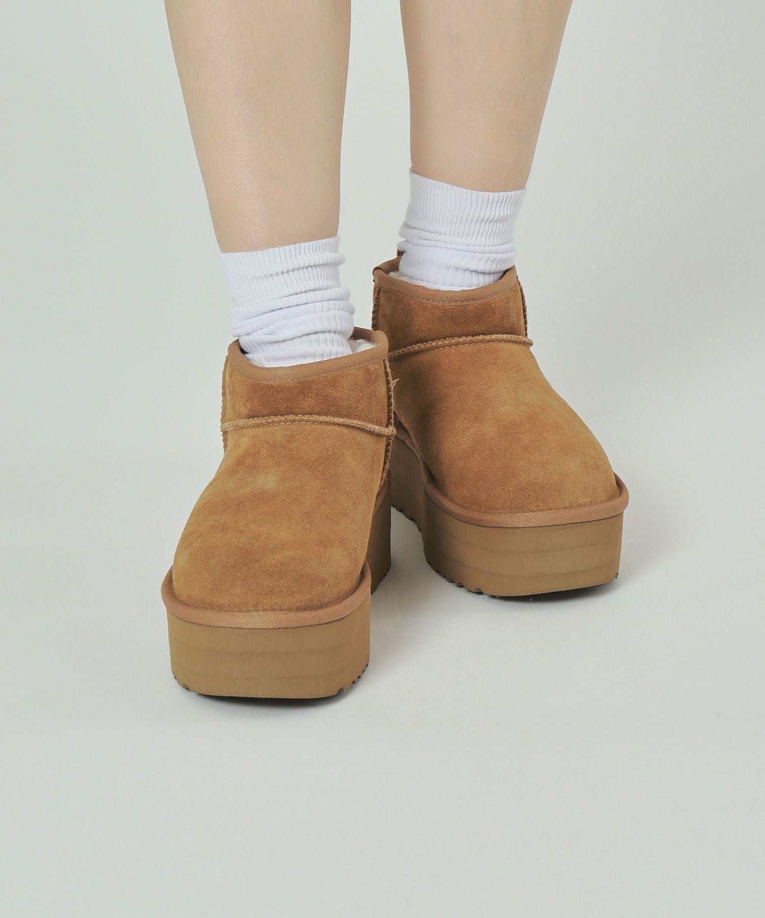 UGG/W CLASSIC ULTRA MINI PLATFORM