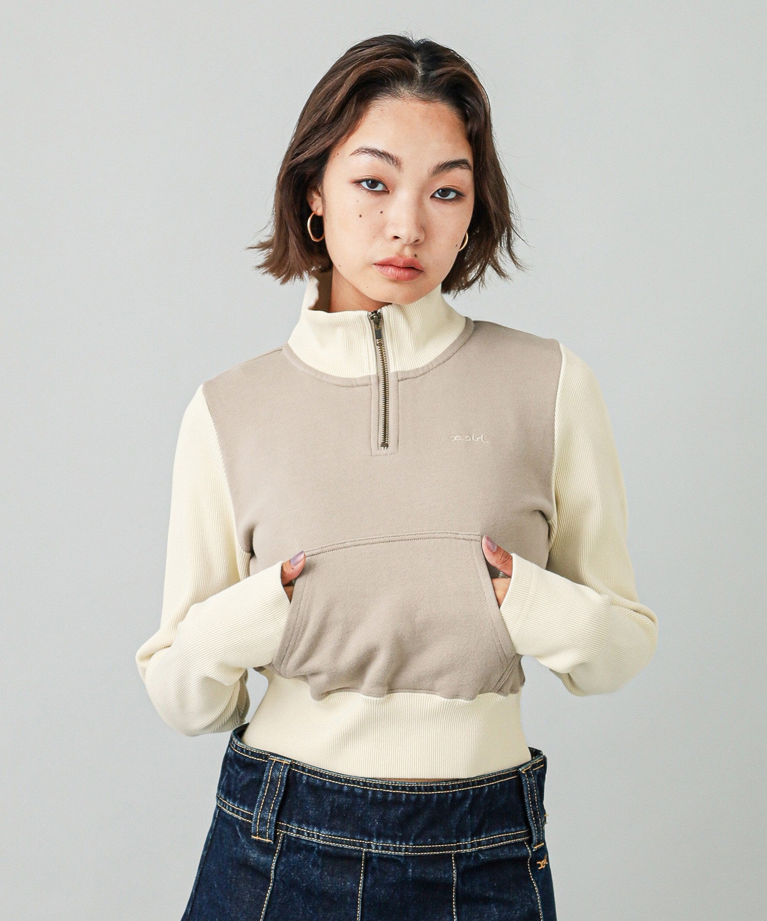 HALF ZIP SWEAT TOP