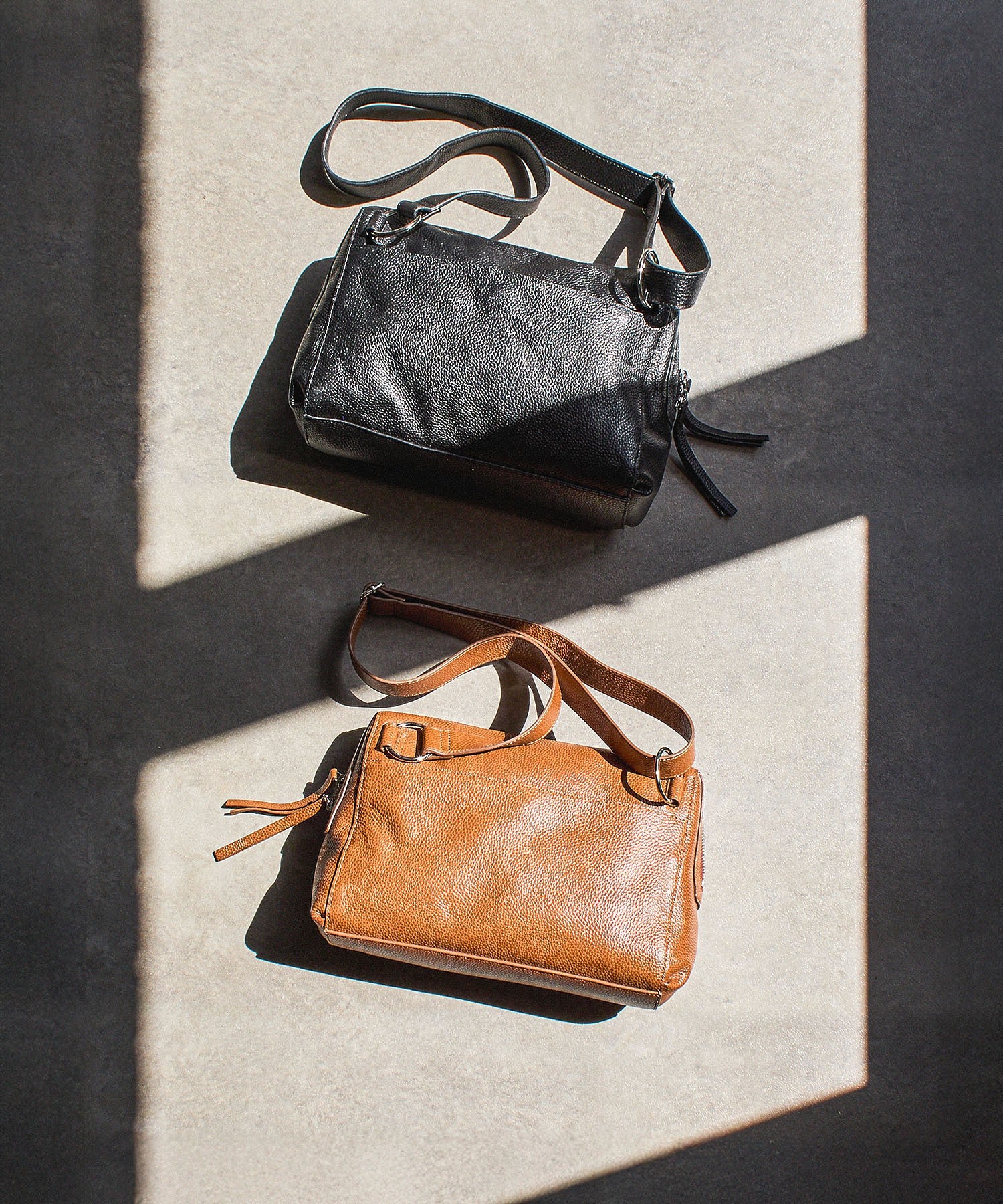 BEAURE/LEATHER BIG SHOULDER BAG